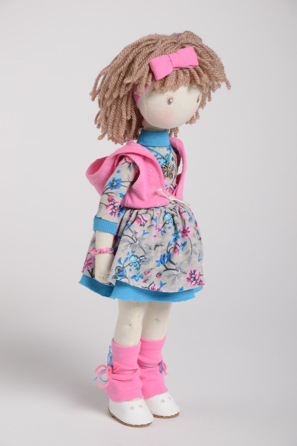Handmade Designer Puppe Stoff Spielzeug süße schöne Puppe im bunten Kleid foto 2