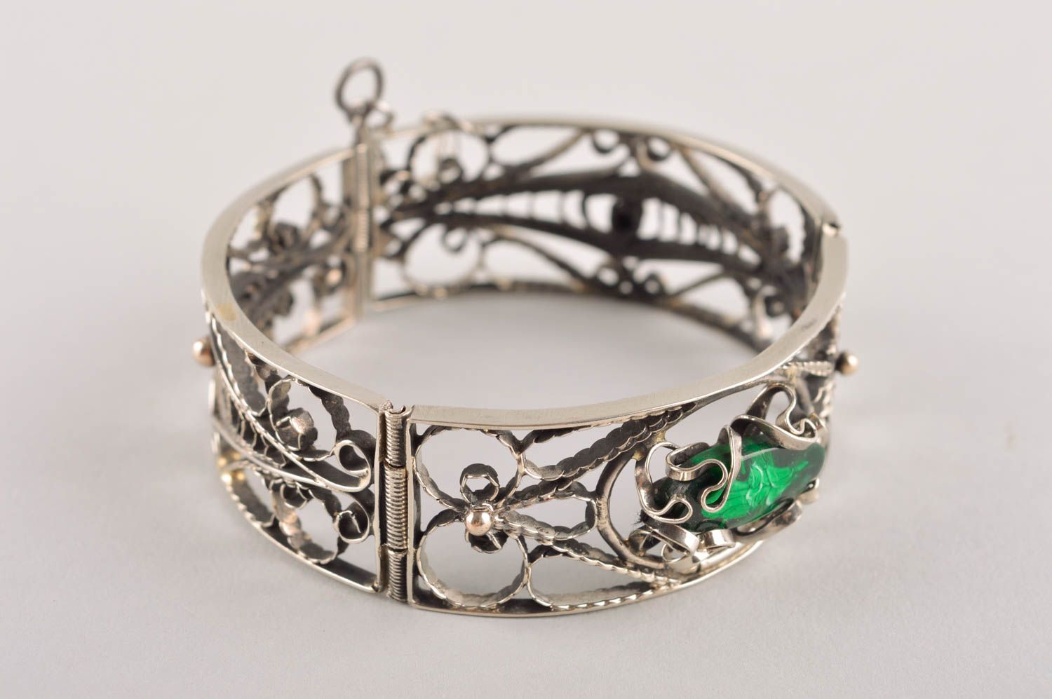 Designer handmade bracelet beautiful unusual jewelry stylish accessories photo 2
