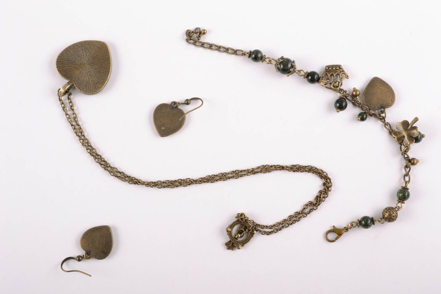 Boucles d'oreilles pendentif et bracelet artisanaux faits main bijoux pour femme photo 3