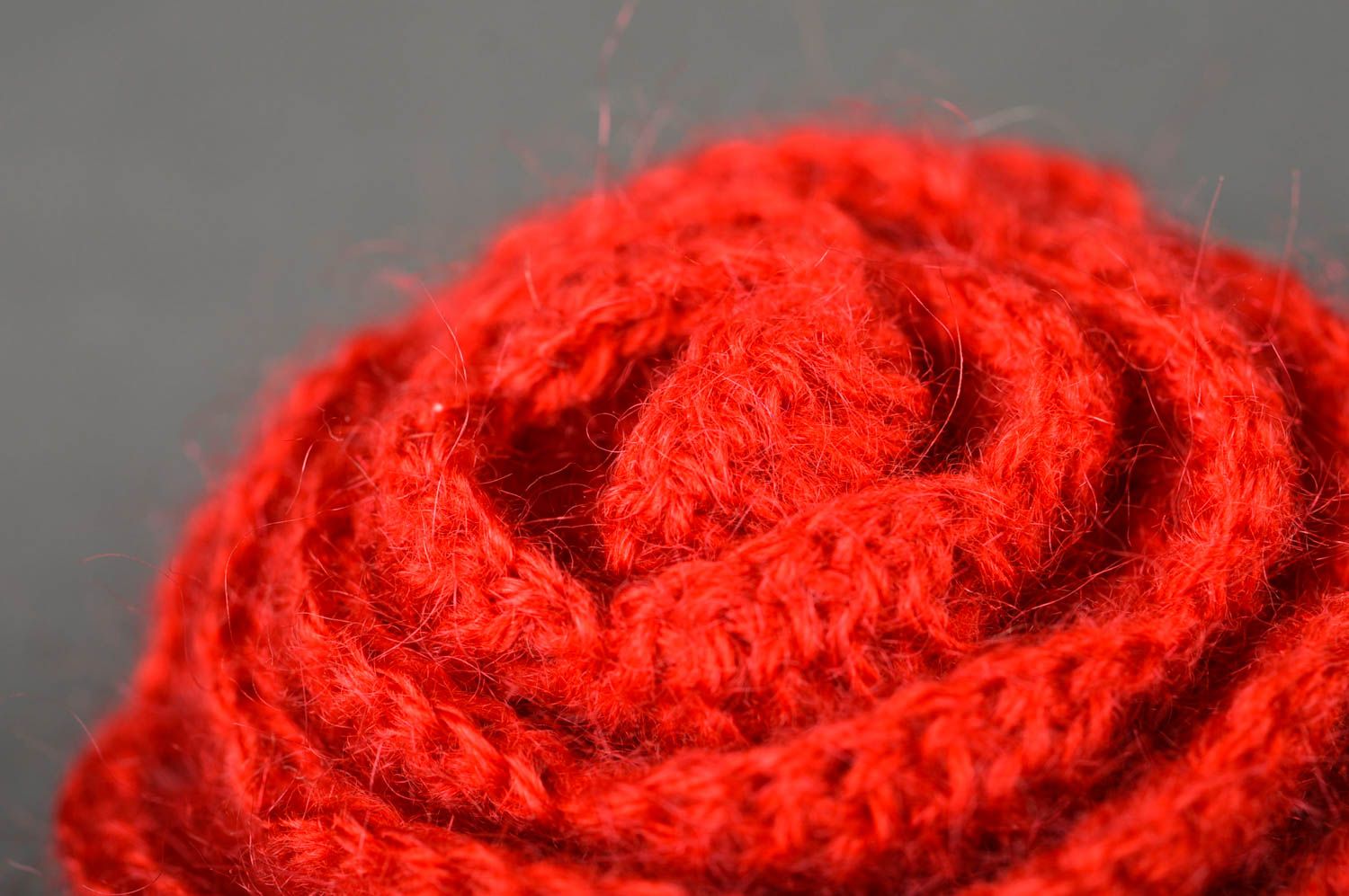 Élastique à cheveux fait main Accessoire cheveux rouge au crochet Cadeau femme photo 3