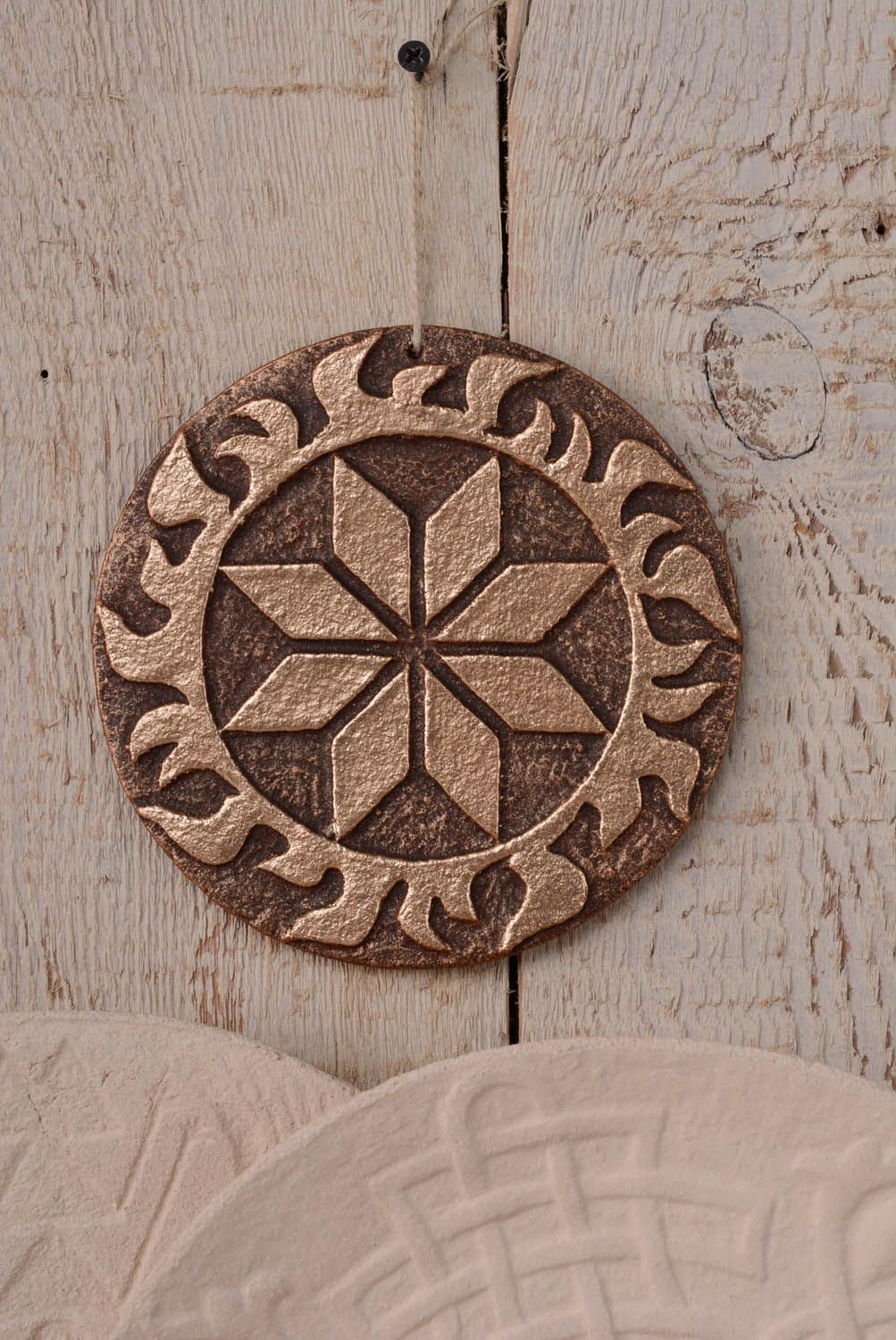 Decorative ceramic pendant amulet Alatir male photo 3