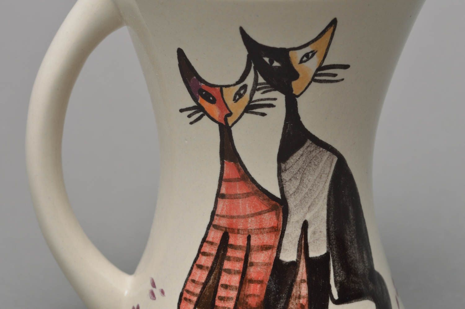Handmade Porzellan Tasse mit Katzen mit Glasur bemalt originell für Tee foto 3