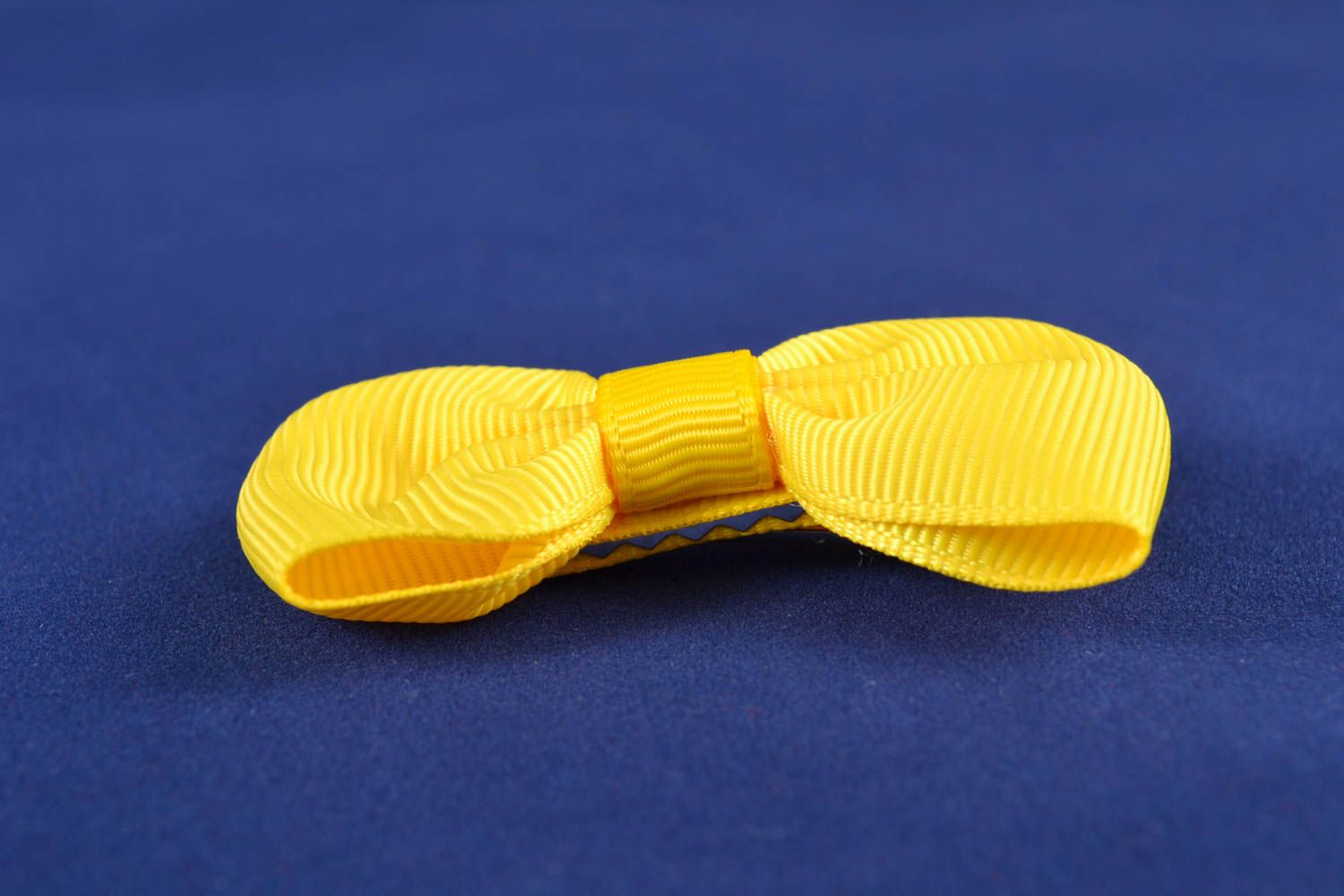 Hair clip with bow made of yellow rep ribbon photo 4
