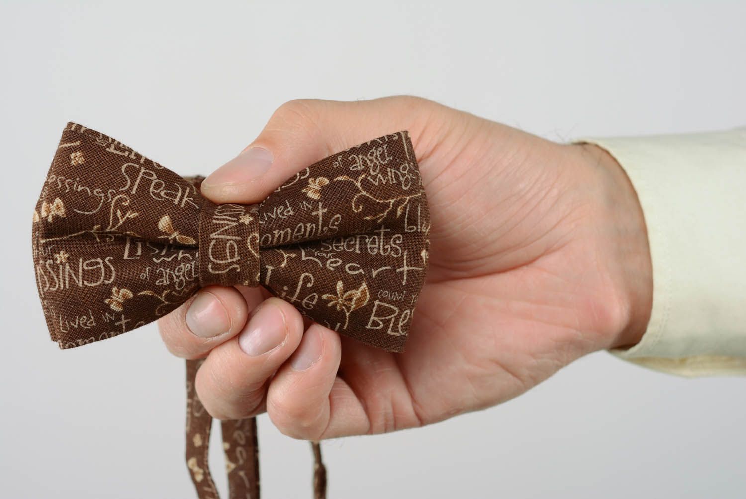 Текстильный галстук-бабочка Слова фото 5