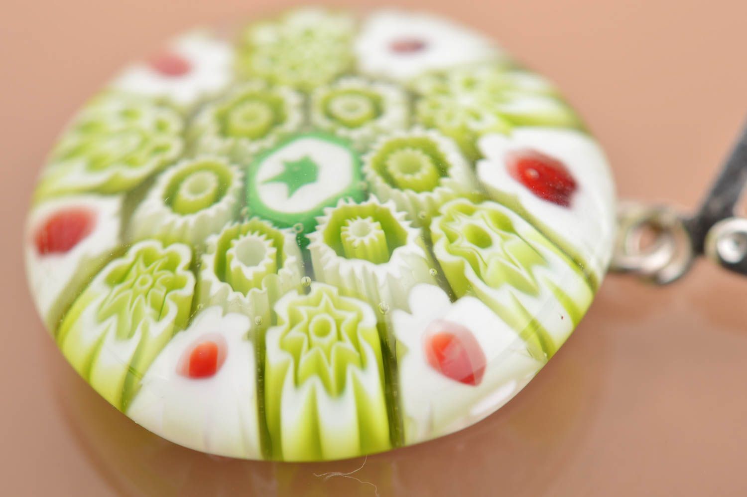 Серьги из муранского стекла с английской застежкой ручной работы круглые Весна фото 4