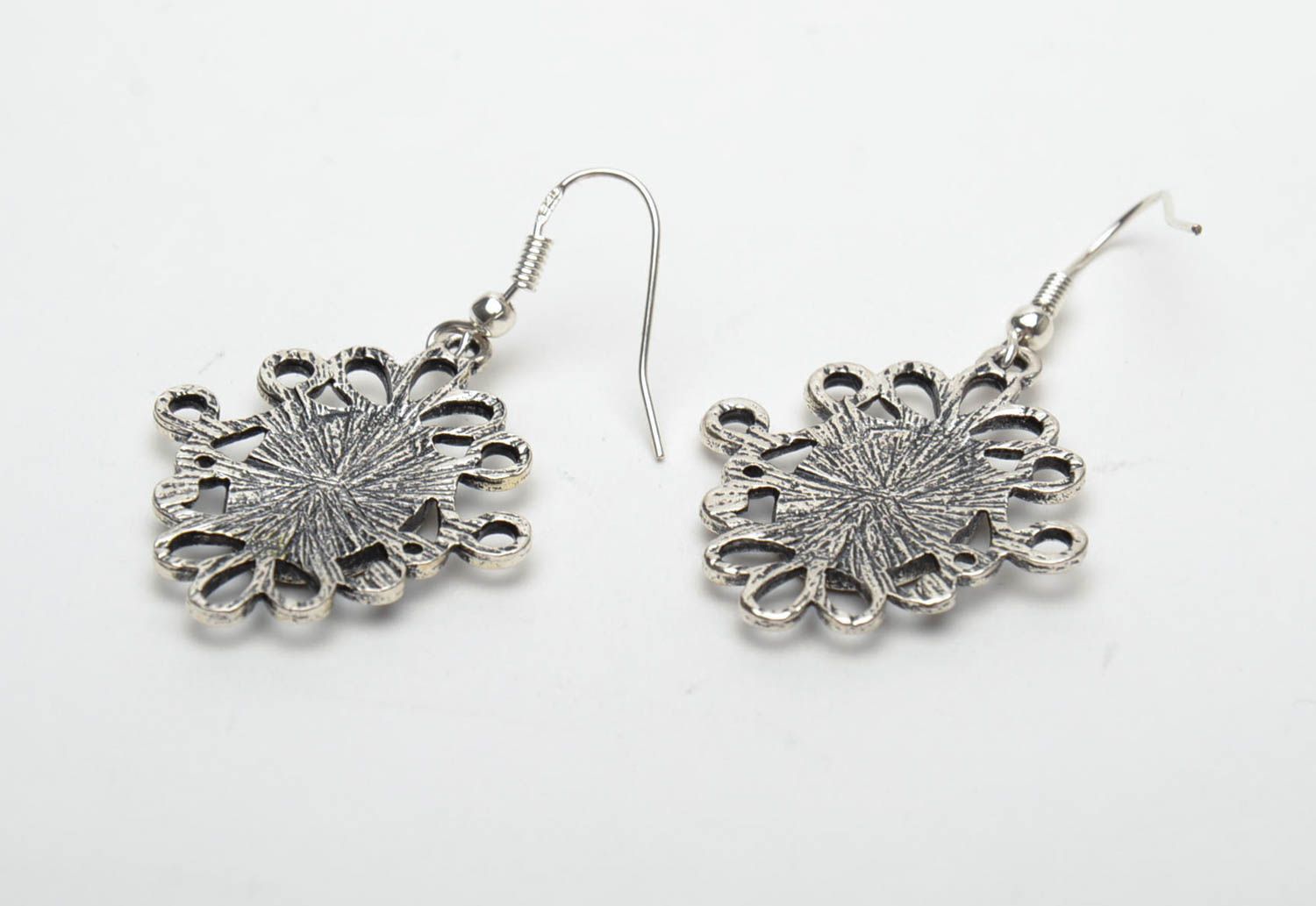 Vintage earrings with real flowers photo 5