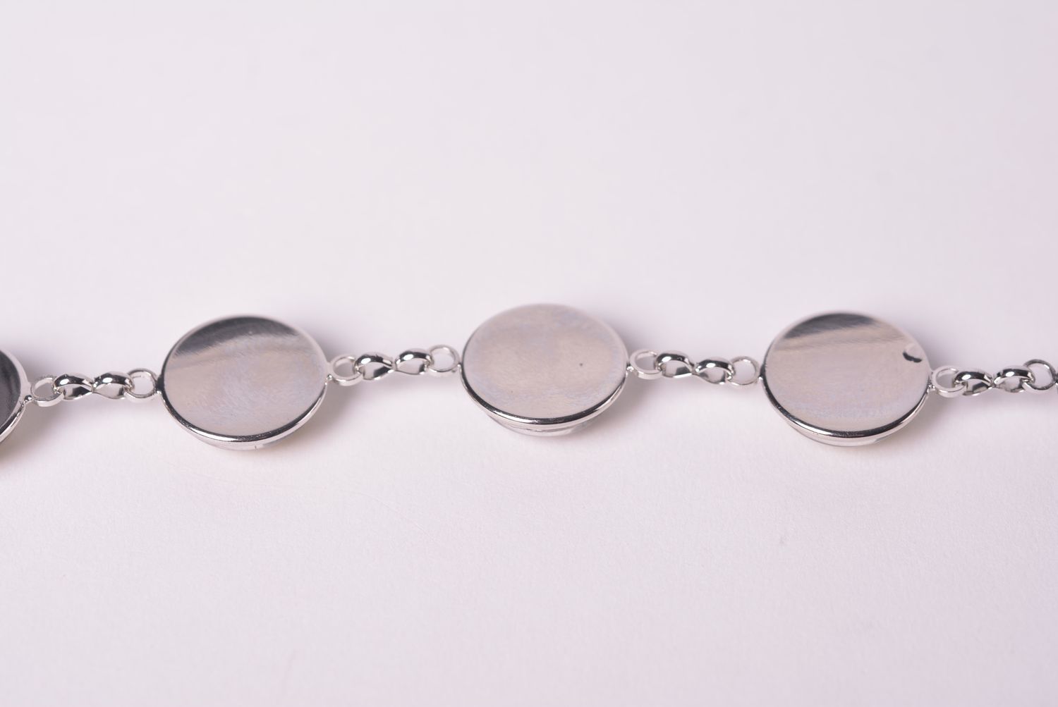 Bracelet design insolite Bijou fait main en métal et verre Cadeau femme photo 9