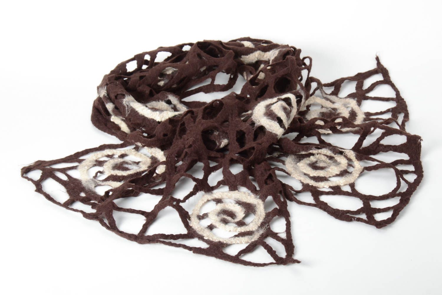 Женский шарф палантин ручной работы валяный палантин из шерсти коричневый фото 4