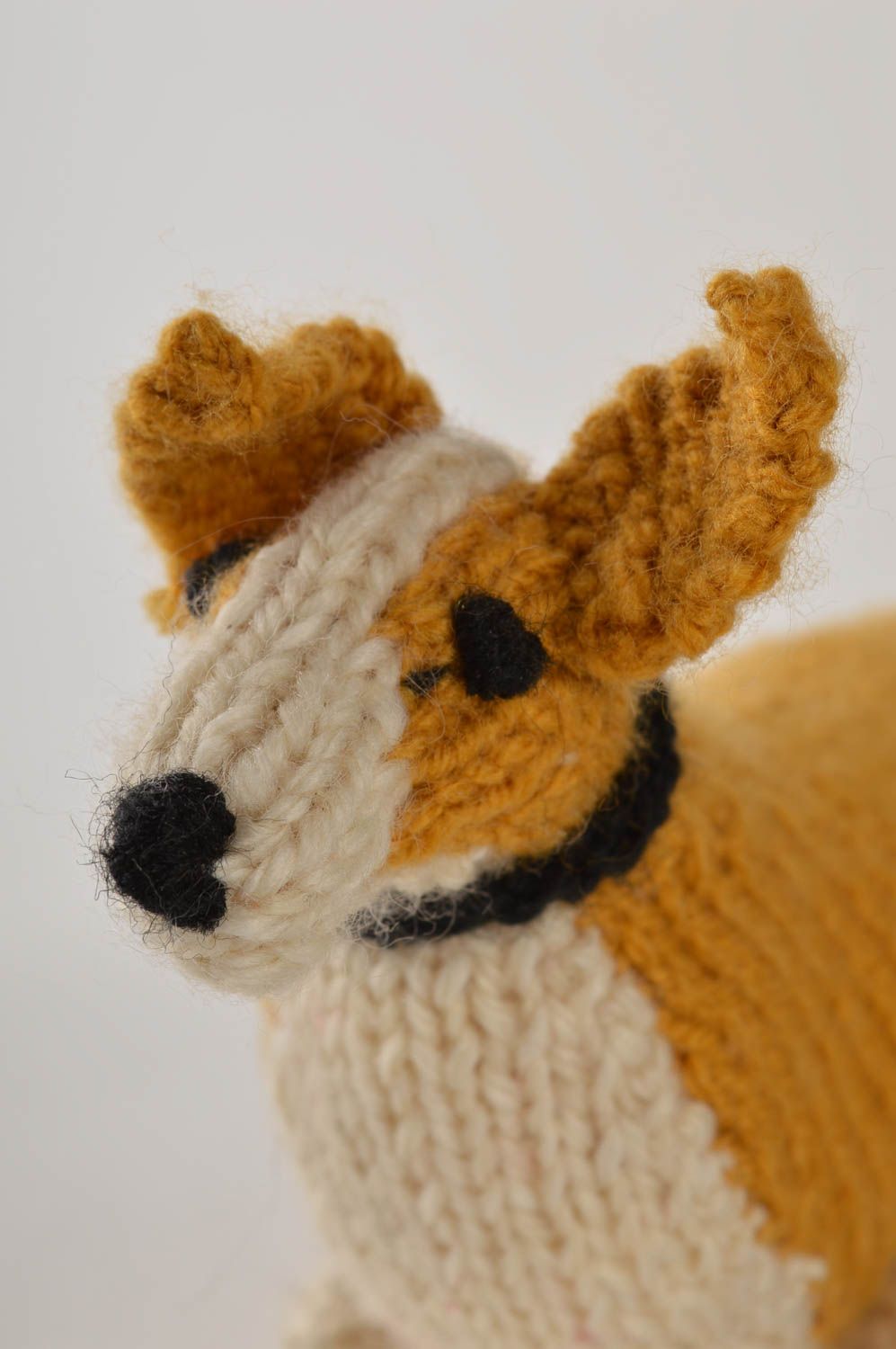 Peluche chien Welsh Corgi Jouet fait main tricoté en laine Cadeau pour enfant photo 3