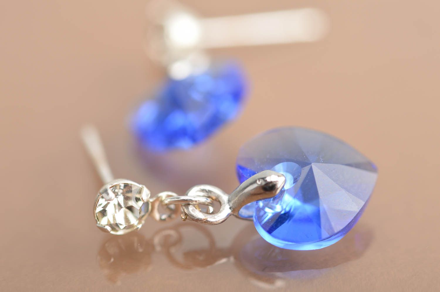 Orecchini con cristalli fatti a mano accessorio originale bello da donna azzurri foto 3