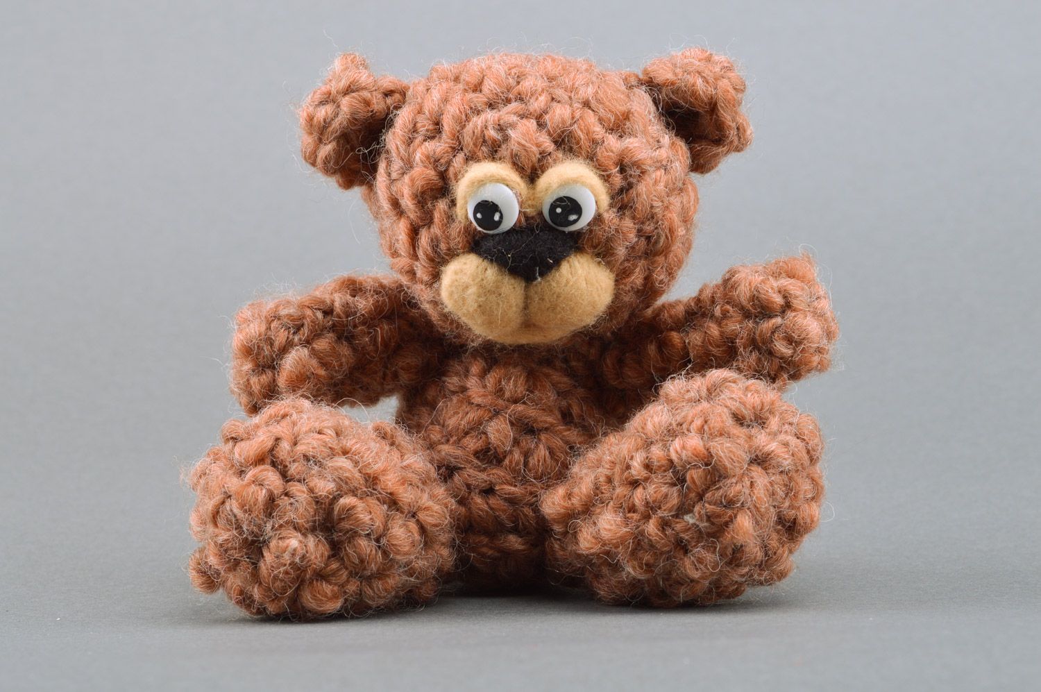 Handmade crochet soft toy in the shape of brown bear for children from 3 years old photo 2