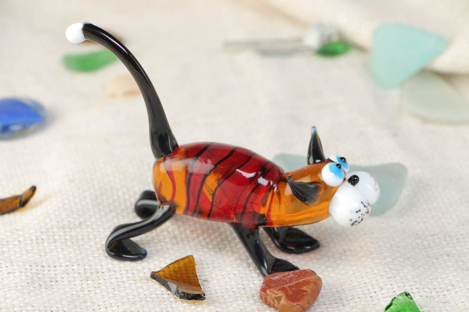 Фигурка из стекла лэмпворк кот разноцветный миниатюрный красивый ручной работы фото 1