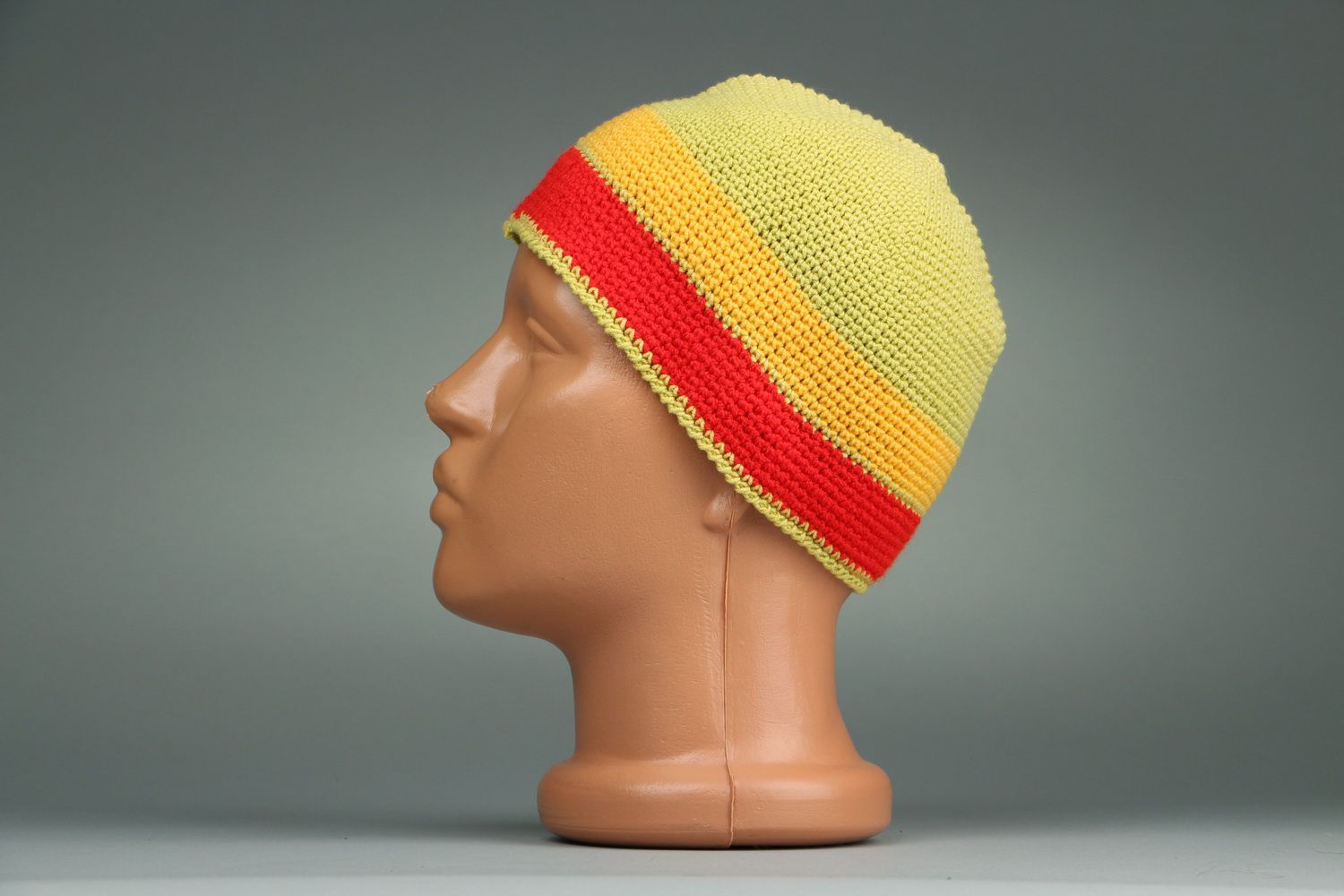 Mütze aus Baumwoll-und Acrylfäden foto 3