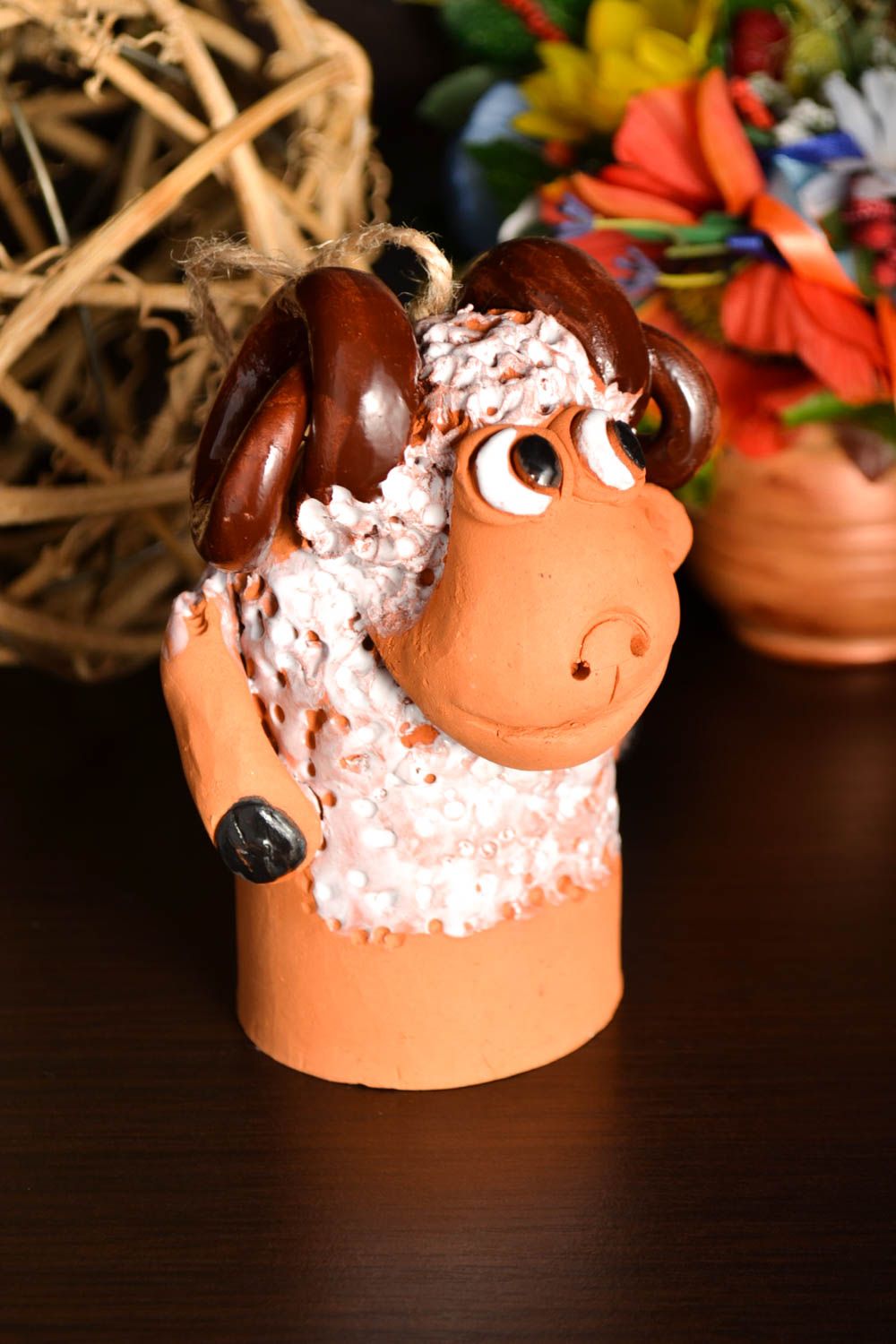 Cloche sonnette faite main Déco maison mouton en céramique Cadeau original photo 1