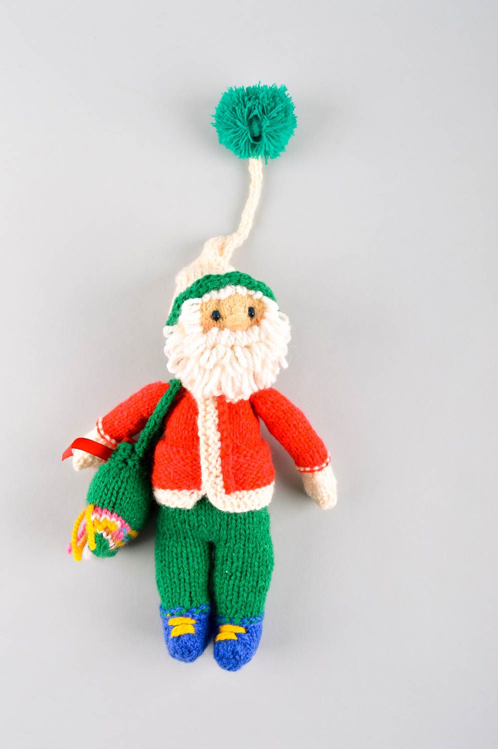 Подарок ребенку ручной работы мягкая игрушка Санта детская игрушка яркая фото 2