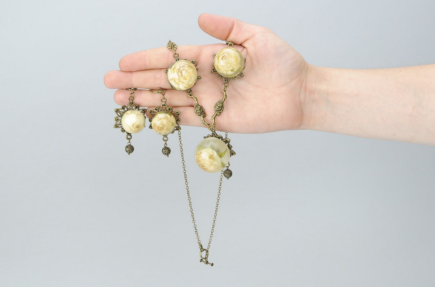 Jewelry set with epoxy resin: earrings, pendant photo 5