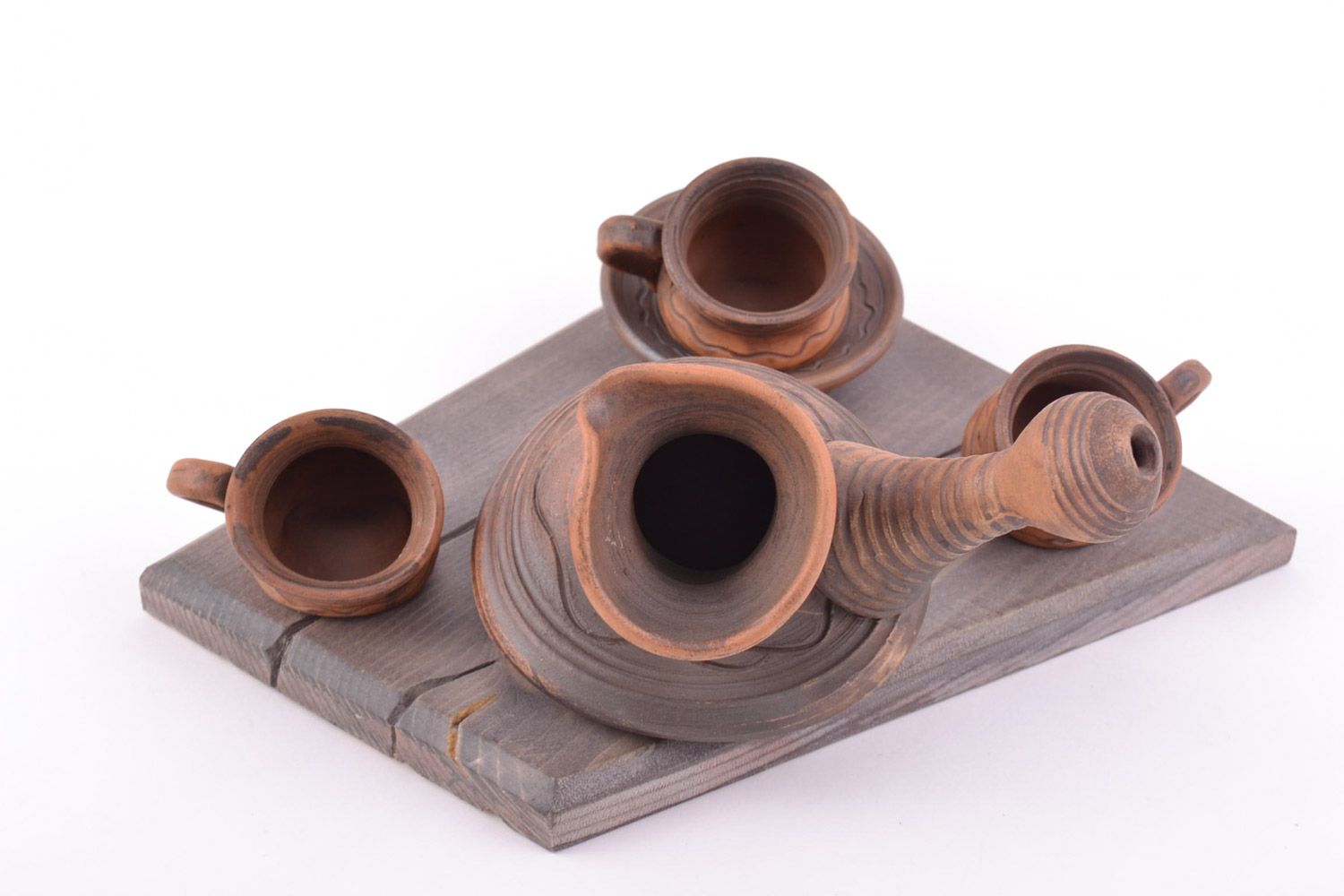 Объемное панно в виде деревянной доски с глиняной посудой объемное хэнд мэйд фото 5