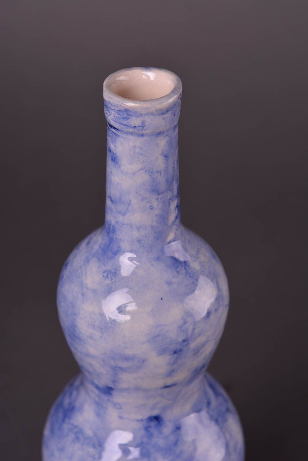 Подарок ручной работы глиняная бутылка синяя керамическая бутылка авторская фото 4