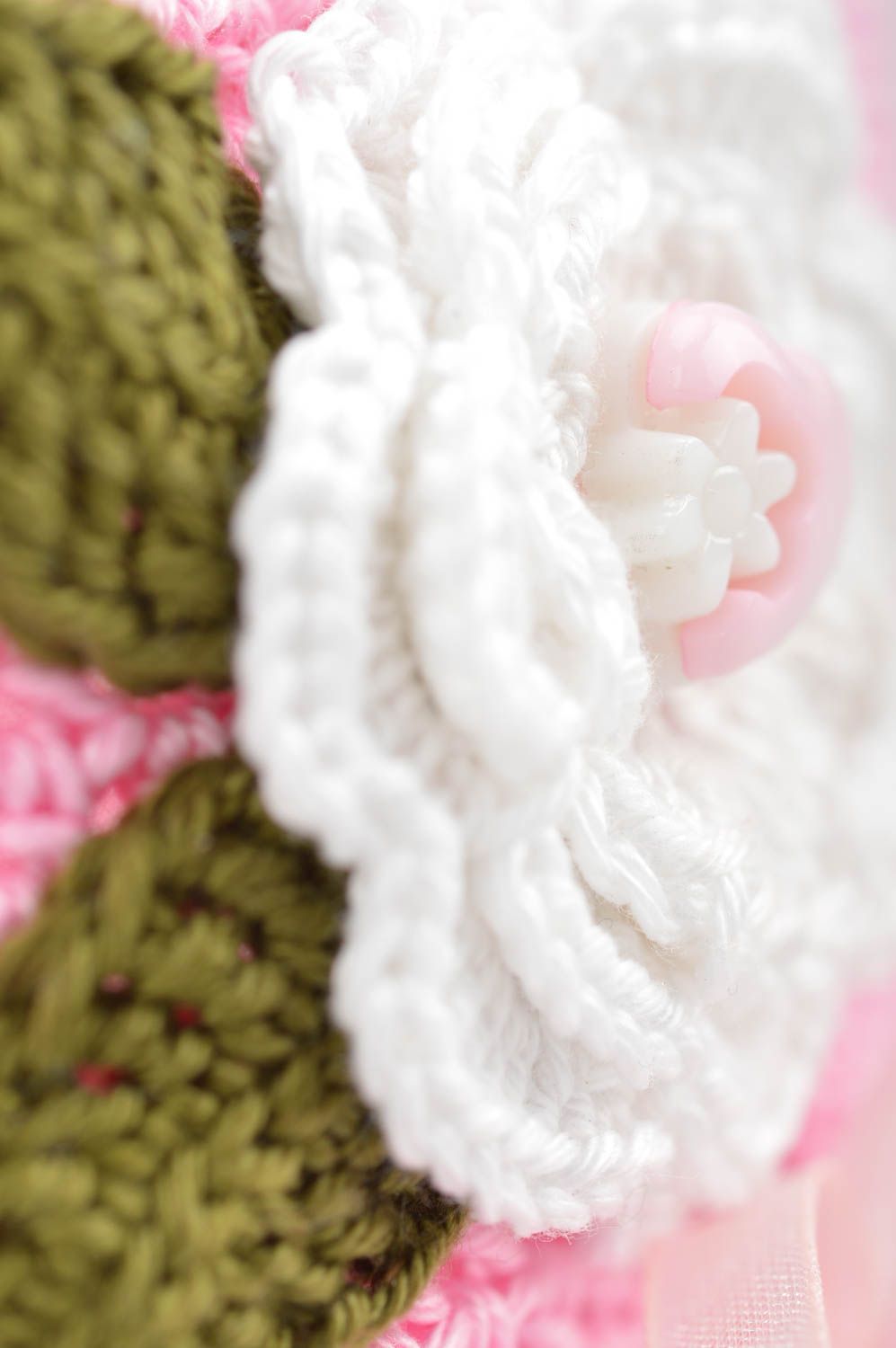 Bonnet rose pour fille fait main tricoté au crochet ajouré avec fleur d'été photo 4