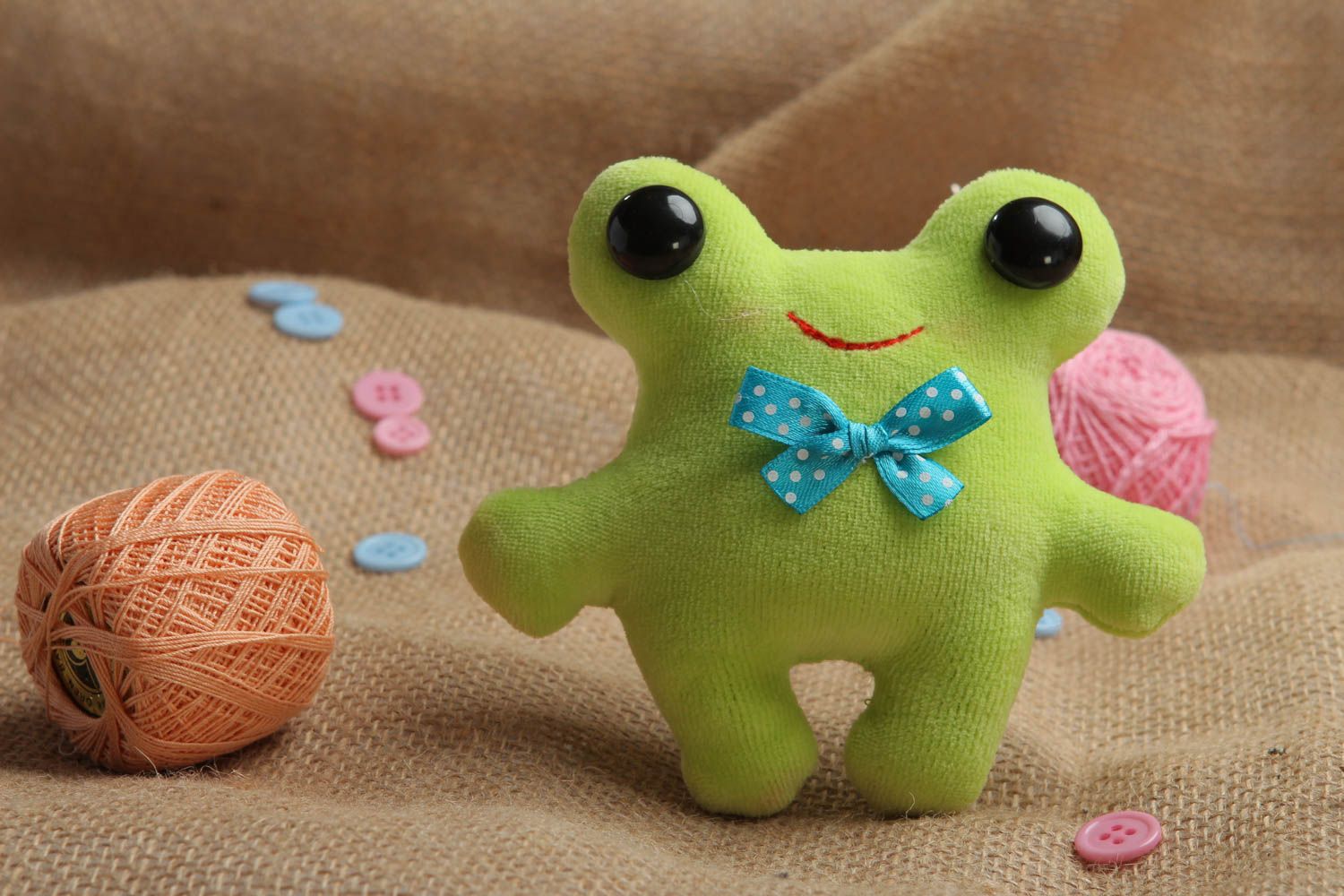 Stoff Kuscheltier handmade Spielzeug für Kinder Frosch Spielzeug in Grün weich foto 1