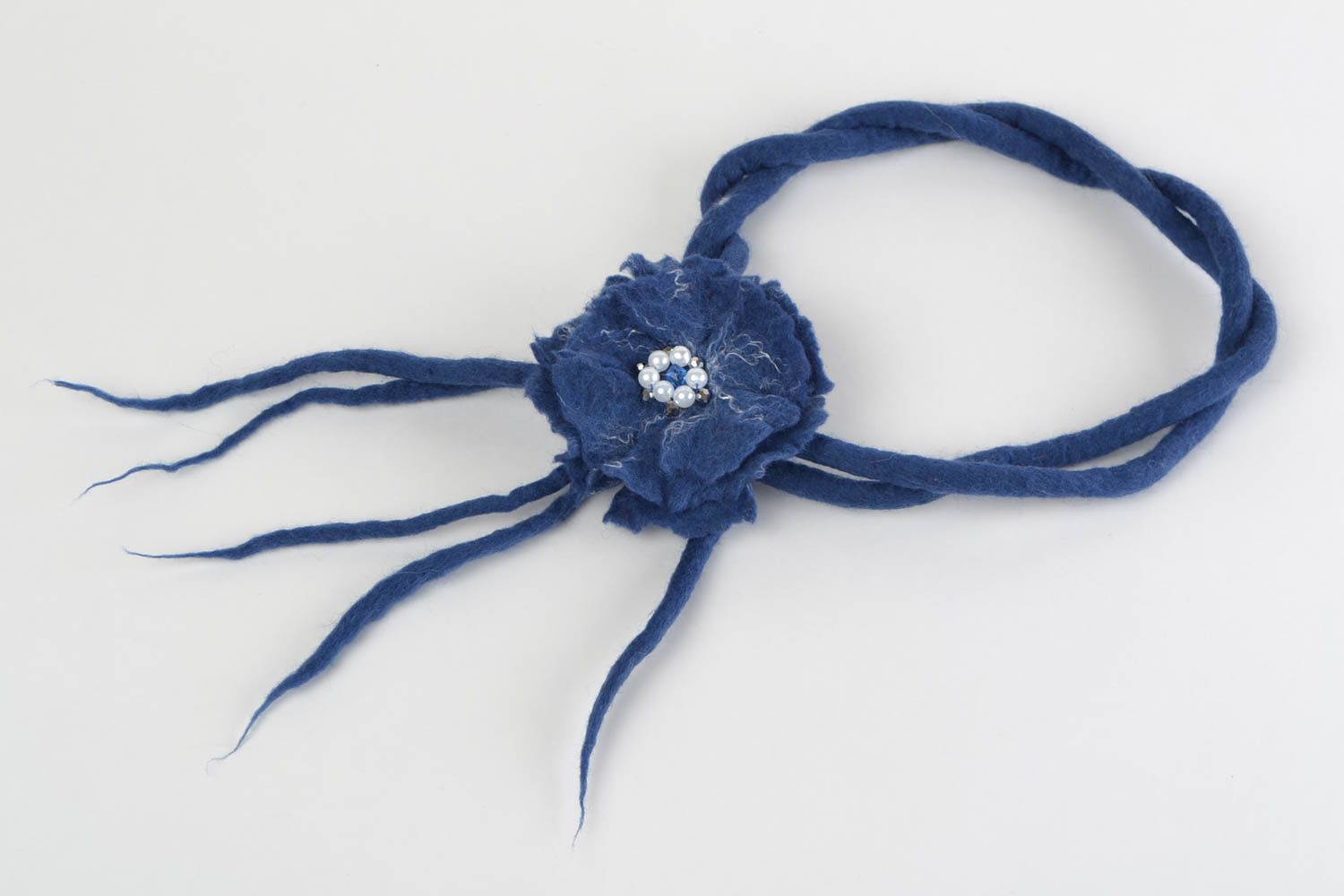 Massives handgemachtes Collier aus Wolle Trockenfilzten originell blau foto 3