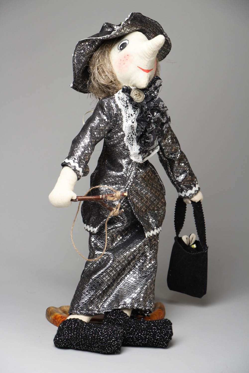 Künstlerische Puppe aus Textil Dame im gewissen Alter  foto 1