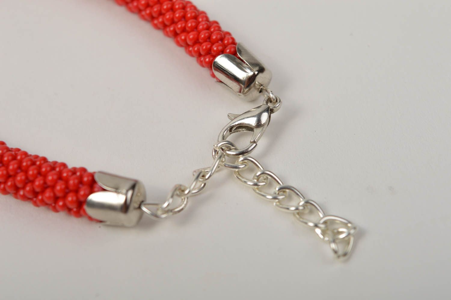 Bracelet rouge Bijou fait main tissé en perles de rocaille original Cadeau femme photo 5