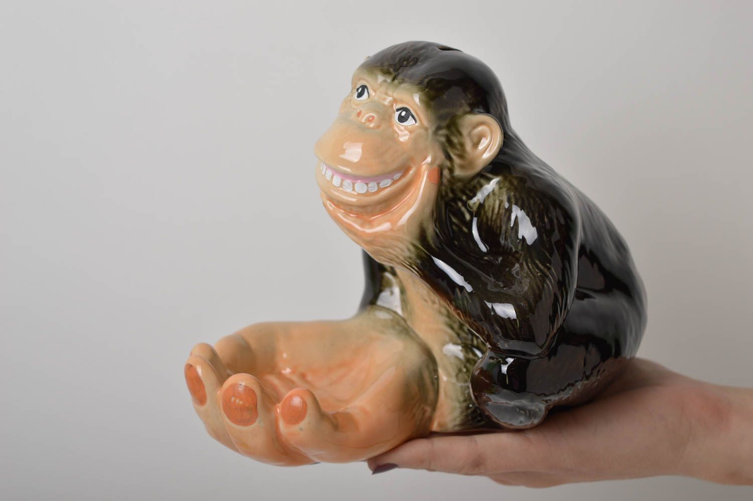 Salvadanaio fatto a mano di argilla scimmia in ceramica regalo originale  foto 5