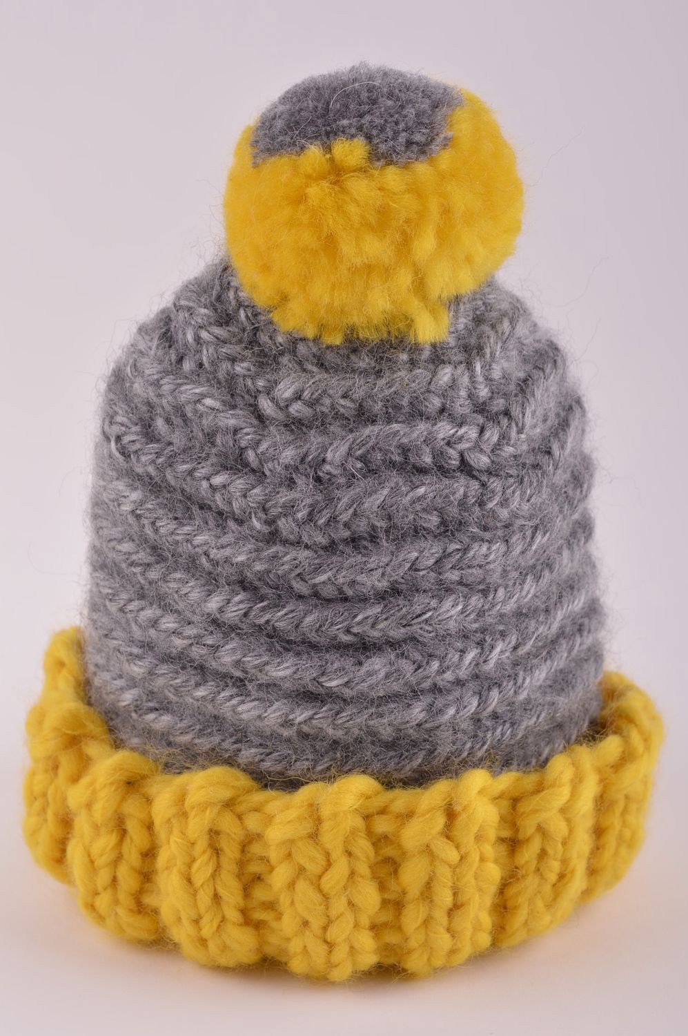 Bonnet tricot fait main Chapeau chaud gris jaune laine acrylique Vêtement femme photo 2