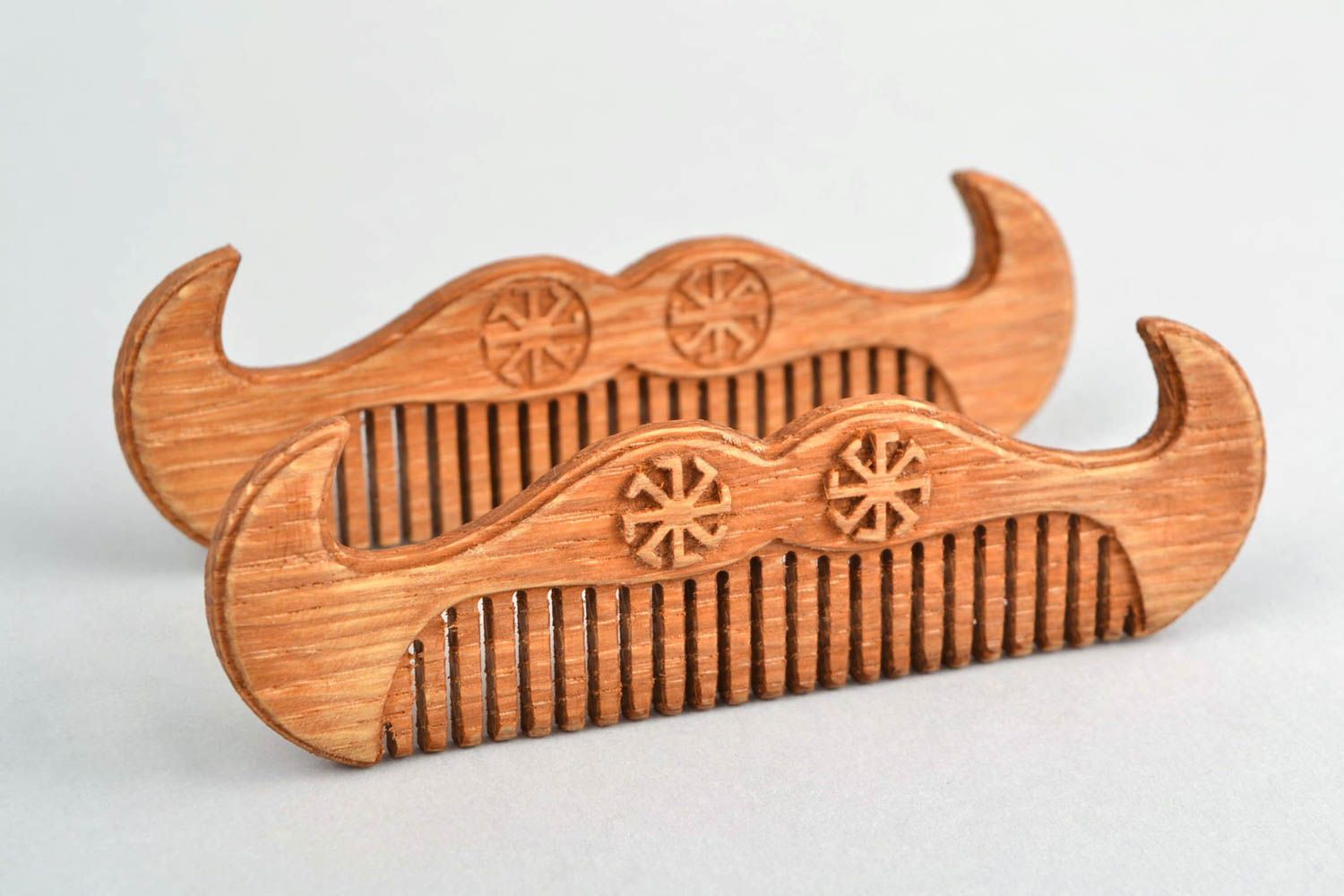 Wooden handmade comb for beard and mustache accessory for men photo 1