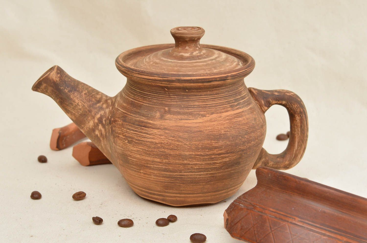 Керамический чайник ручной работы полукруглый оригинальный красивый авторский фото 1