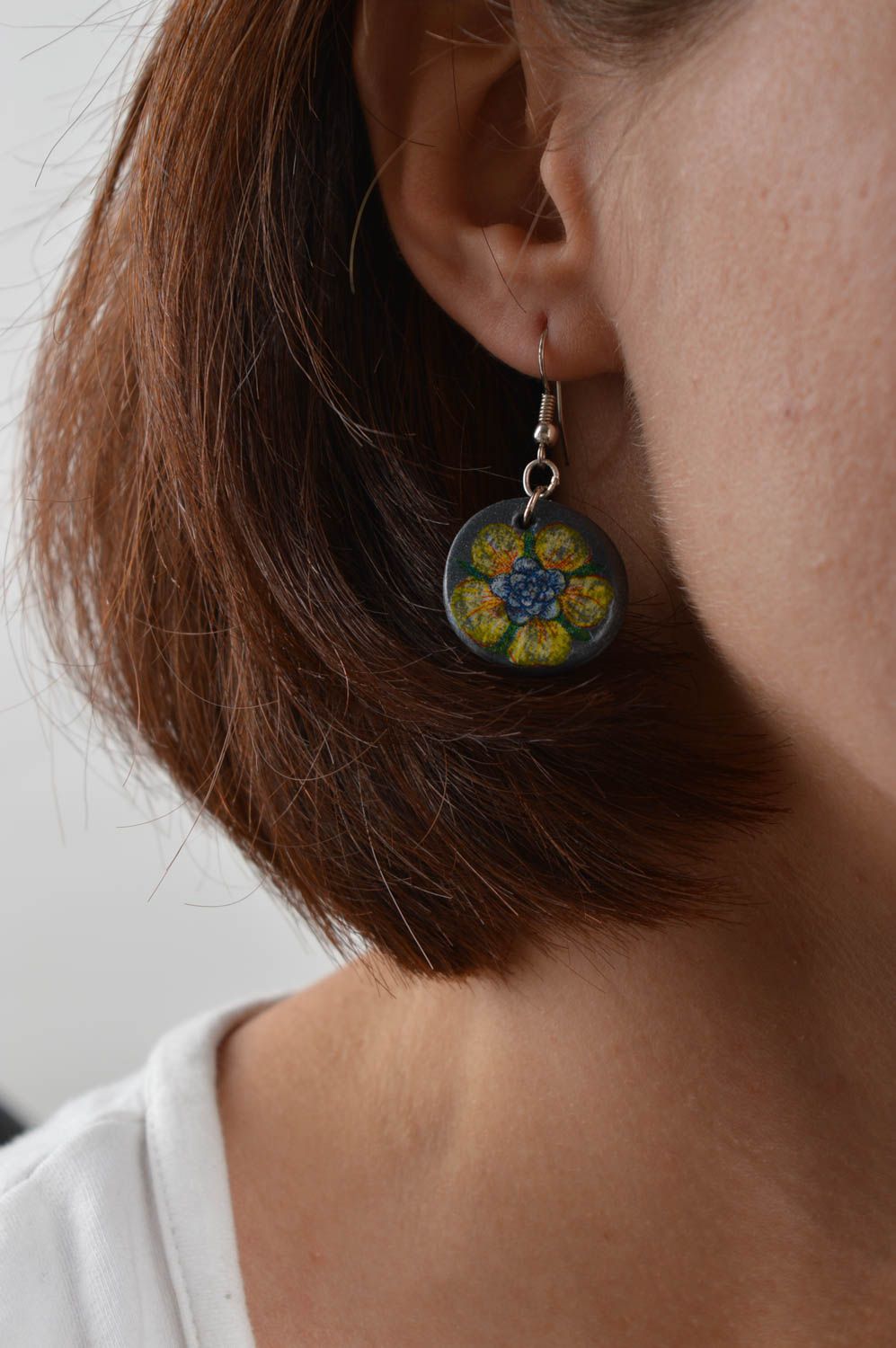 Lange Ohrhänger handgemacht Schmuck aus Ton charmant Ohrringe für Damen modisch foto 5
