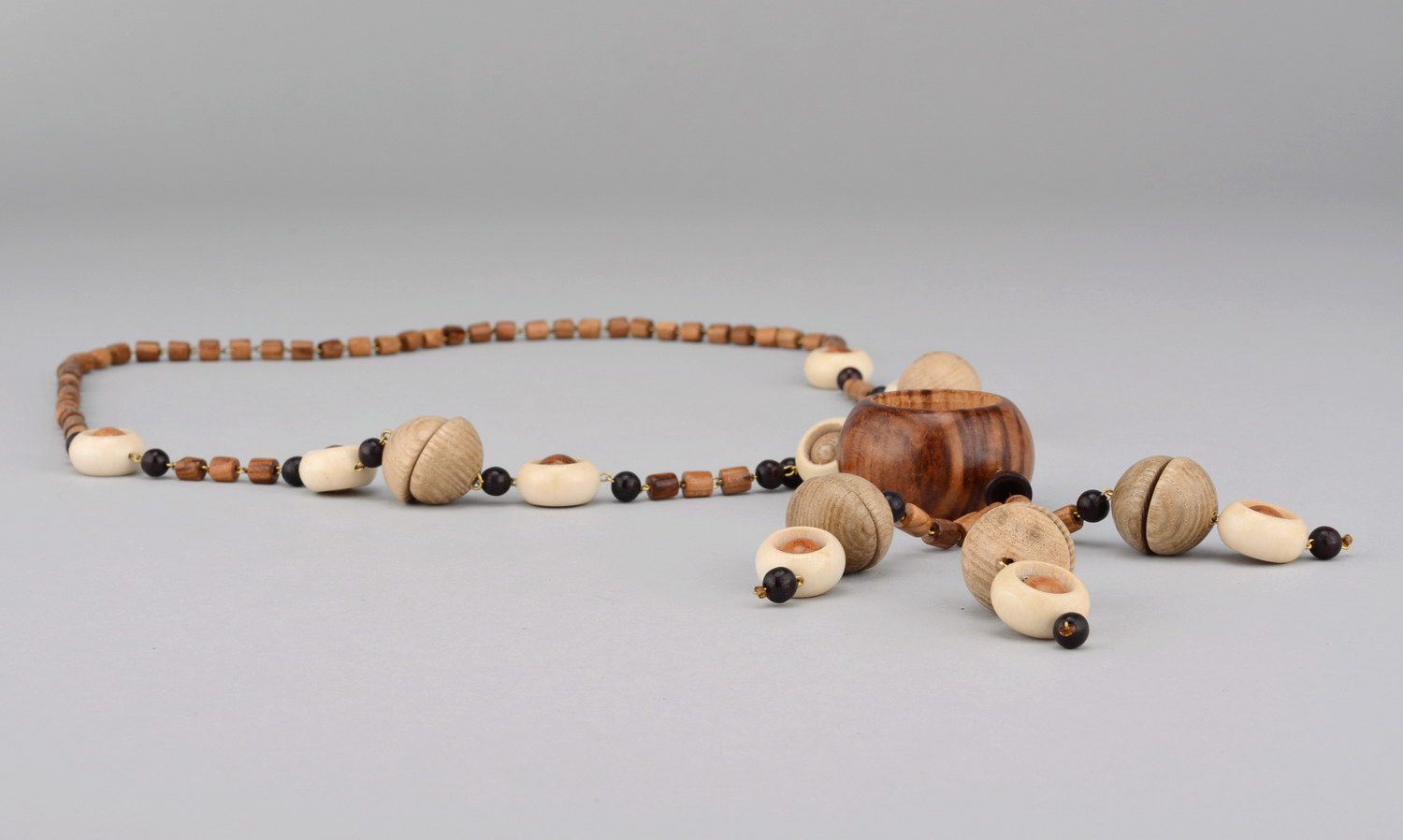 Long wooden ethnic beads without clasp photo 1