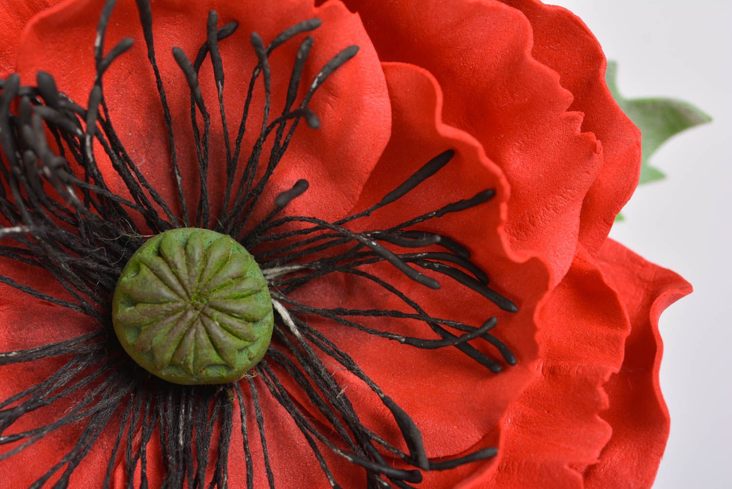 Handmade designer hair clip brooch with large plastic suede red poppy flower photo 2