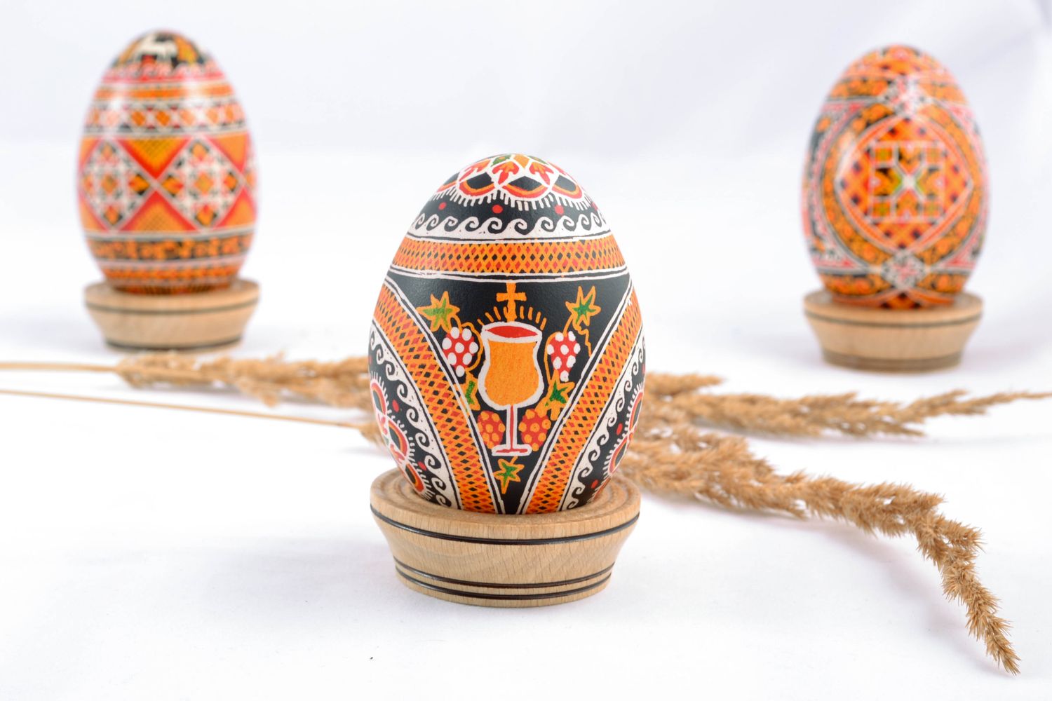Handmade Easter egg with patterns photo 1