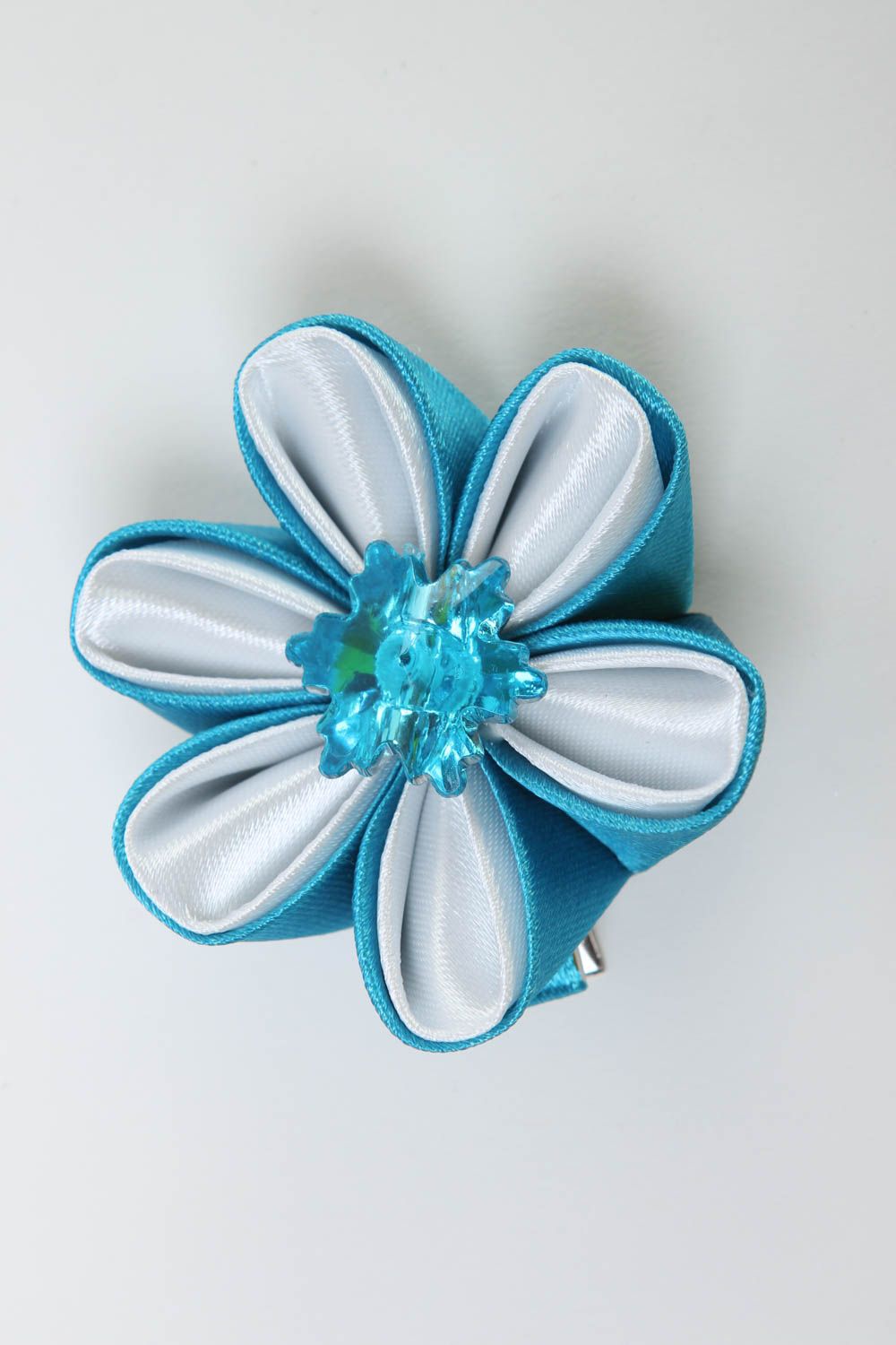 Handmade Haarspange Blume Damen Modeschmuck Accessoire für Haare weiß blau schön foto 2