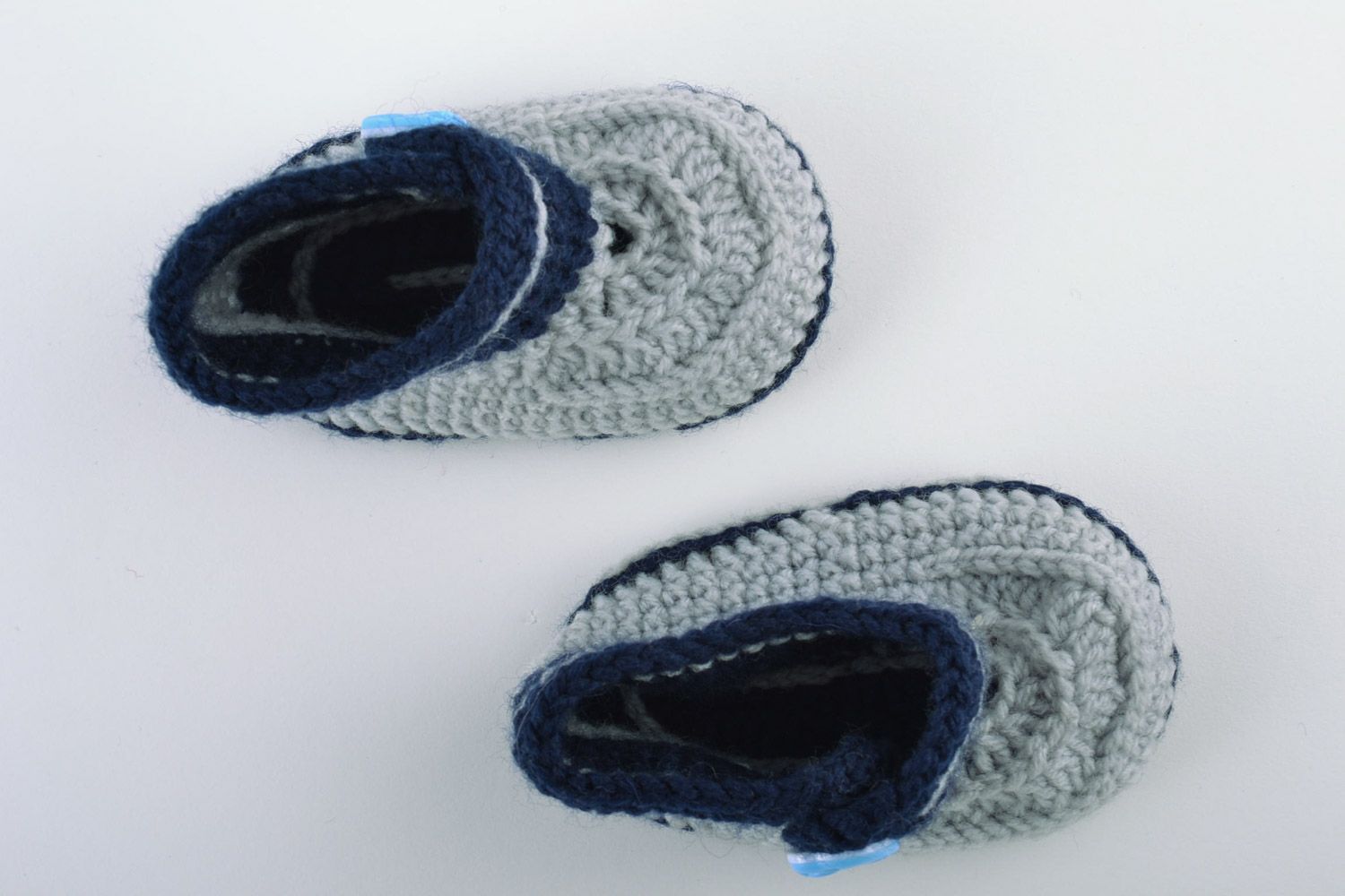 Gray and blue handmade knitted wool baby booties photo 4