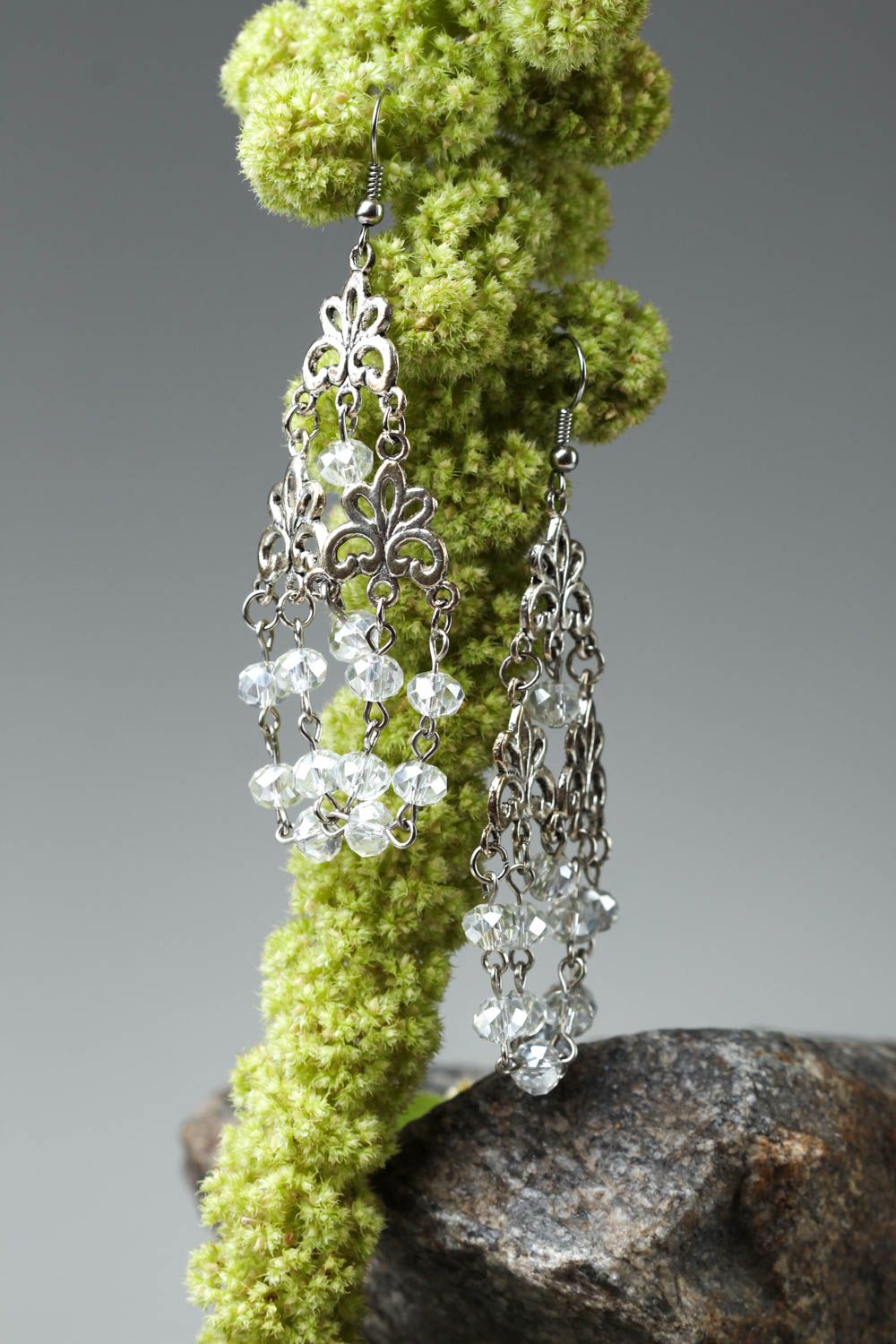 Boucles d'oreilles pendantes Bijou fait main métal cristal Cadeau femme photo 1