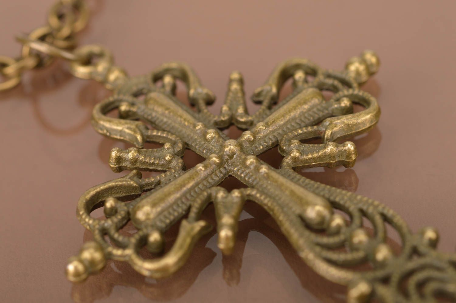 Кулон на длинной цепочке бронзового оттенка ручной работы красивый ажурный фото 3