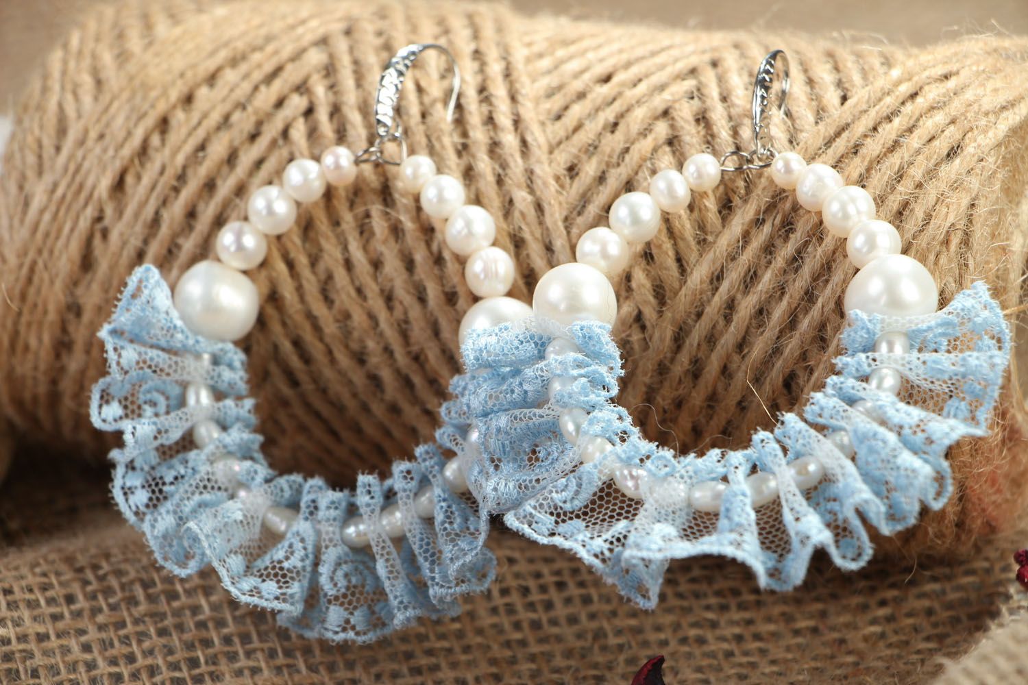 Orecchini di perle naturali fatti a mano accessorio originale bello da donna foto 3