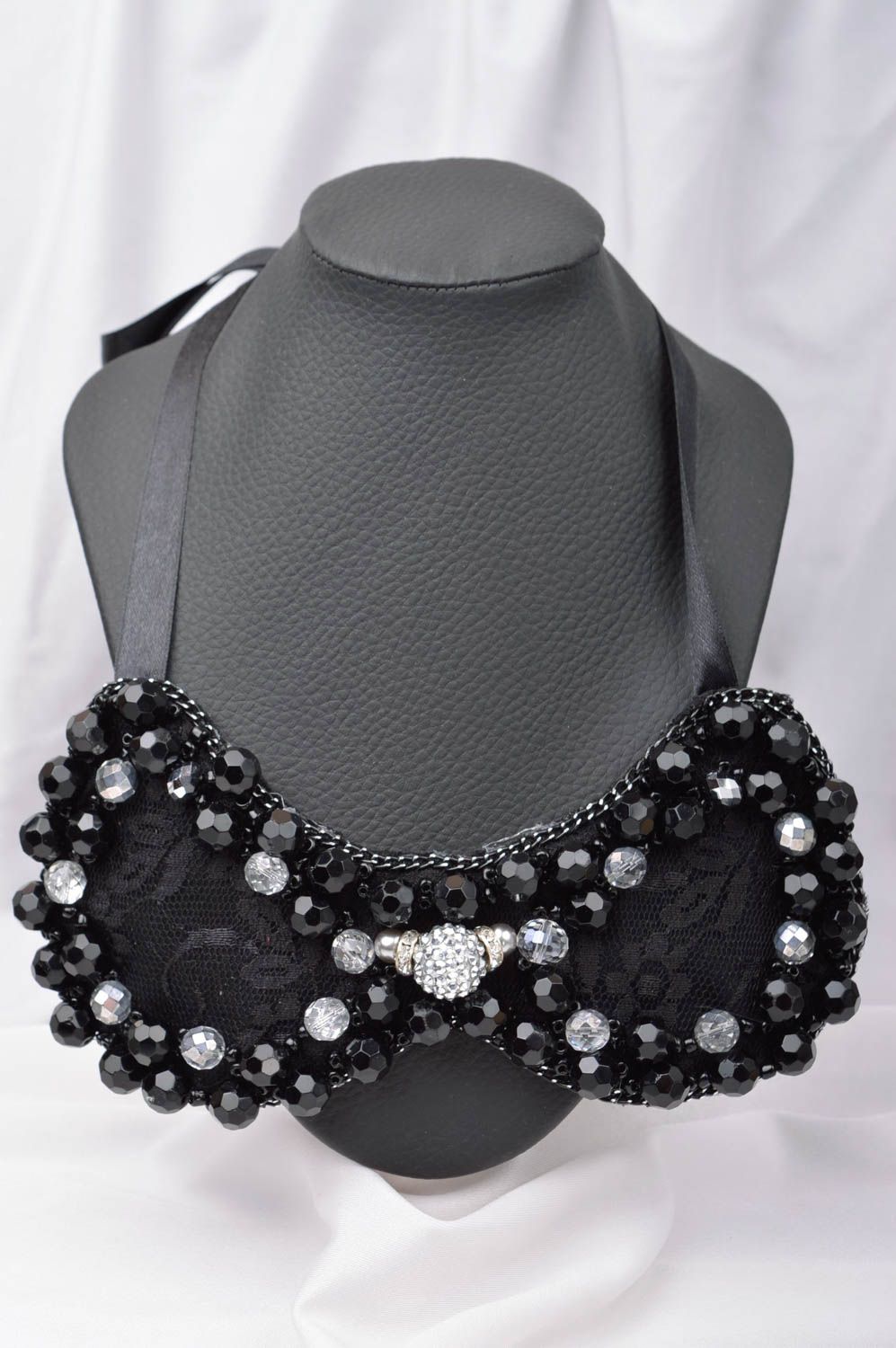 Handgemachter Schmuck Ketten aus Wolle Damen Collier Halskette Damen schwarz foto 1
