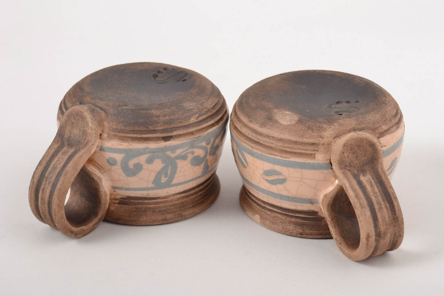 Set of 2 two clay glazed espresso cups with handles and old-fashion pattern photo 3
