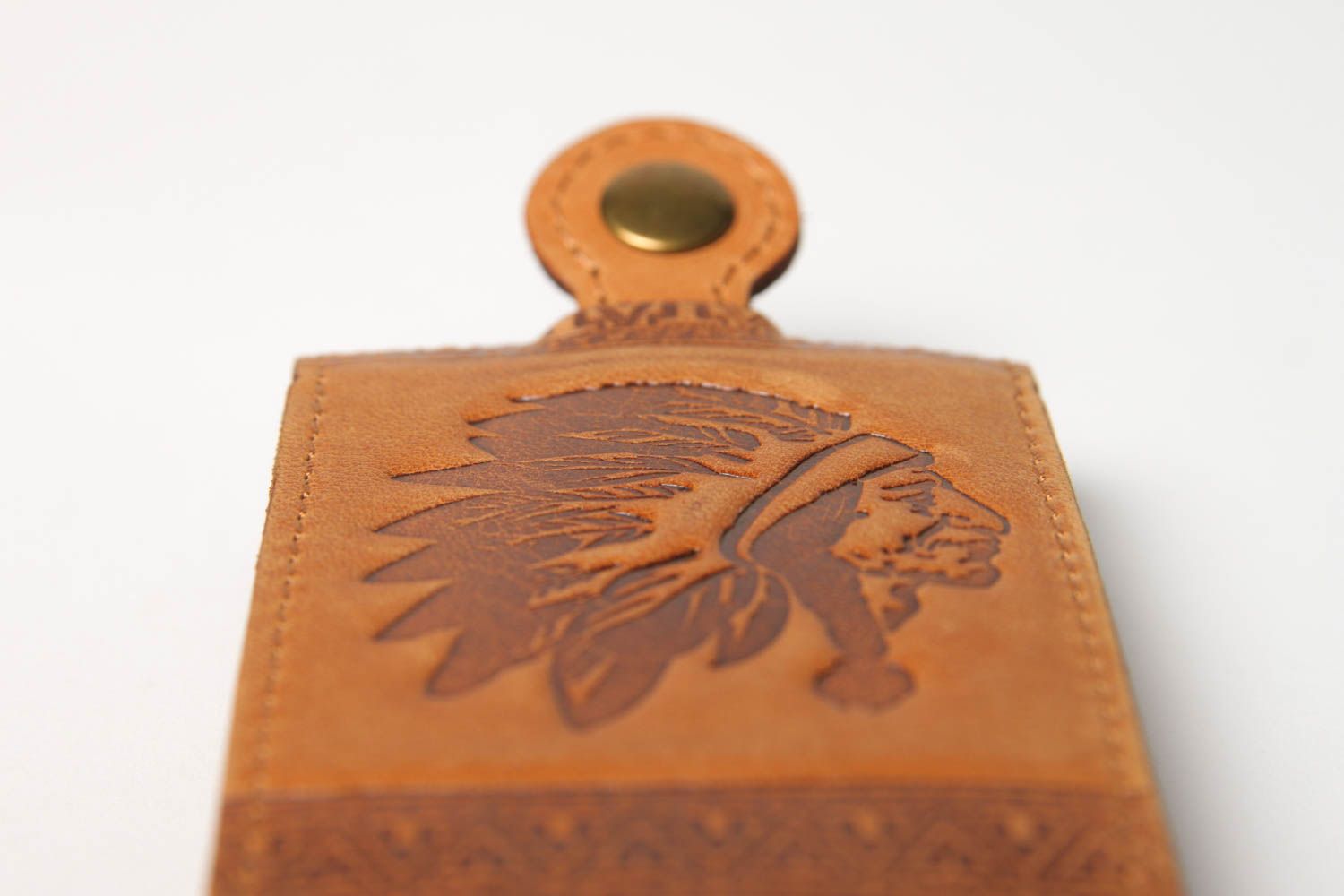 Stylish handmade leather key case unusual key holder design best gift ideas photo 5