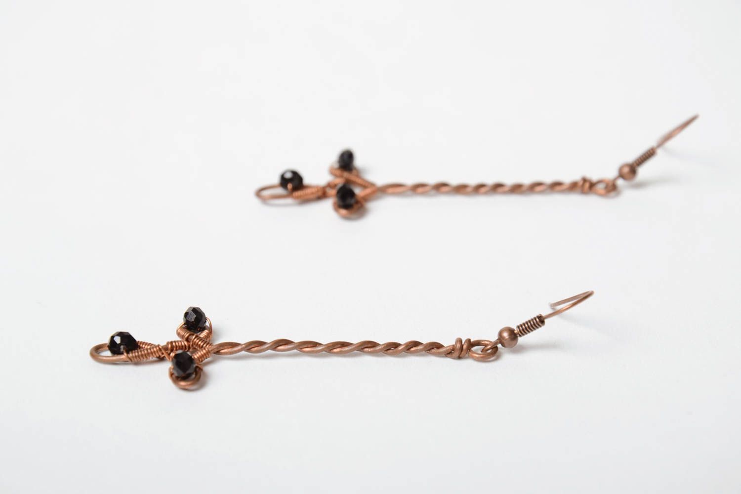 Lange Ohrringe aus Kupfer in wire wrap Technik künstlerische Handarbeit foto 3