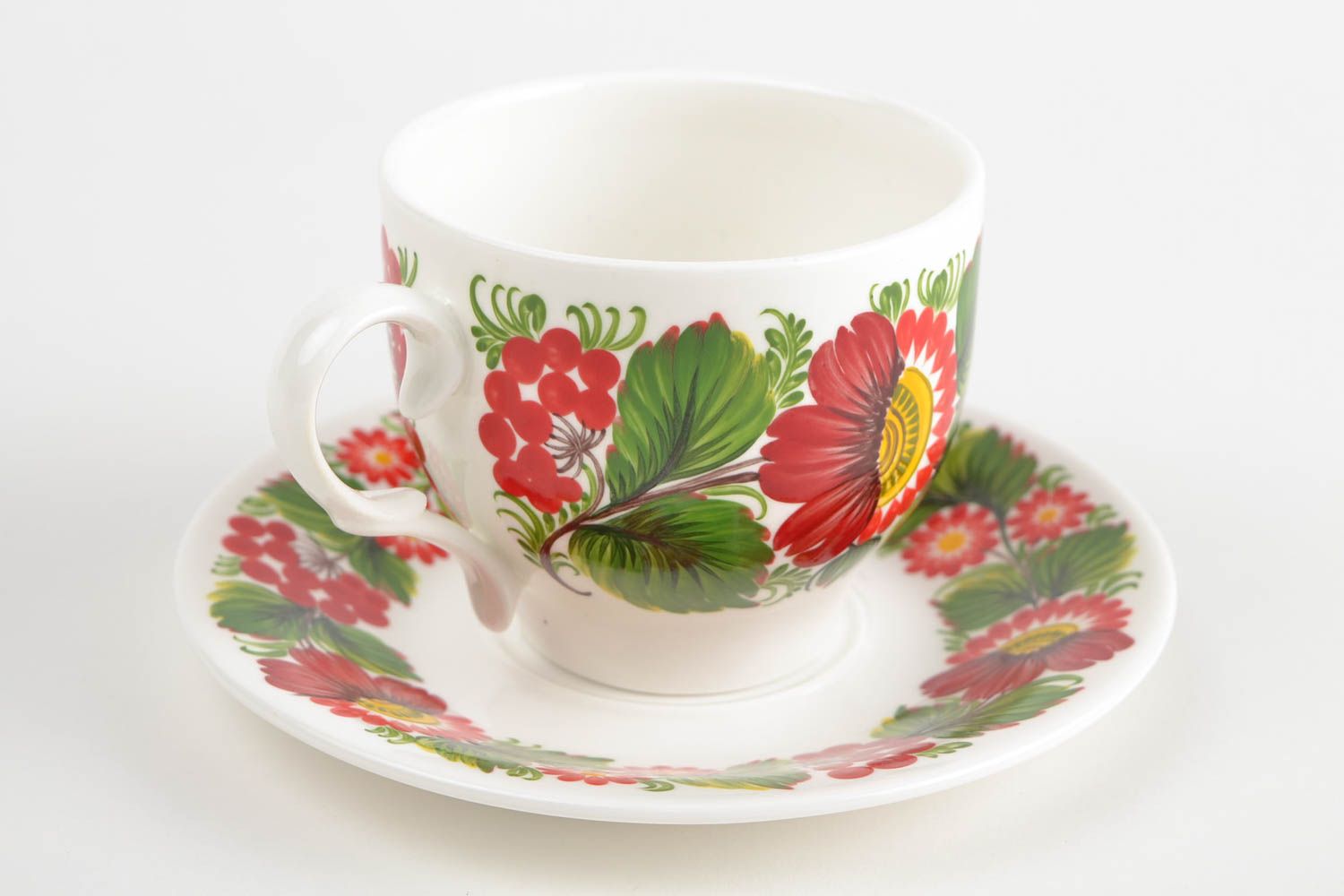 8 oz white porcelain teacup in bright floral red and green colors with handle and saucer photo 4