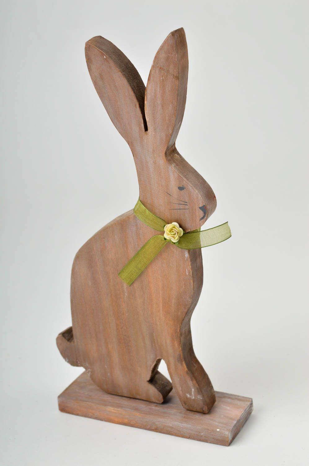 Statuette lapin fait main Figurine bois Déco noel design Décoration intérieure photo 4