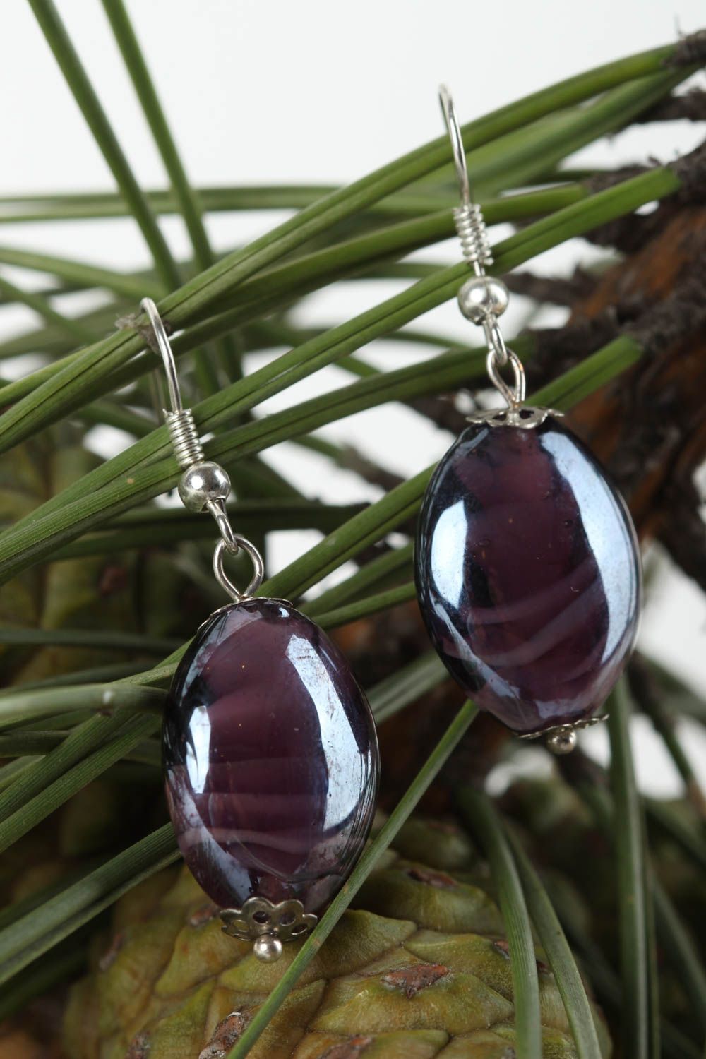 Handmade violette Glas Ohrringe Accessoire für Frauen Designer Schmuck  foto 1