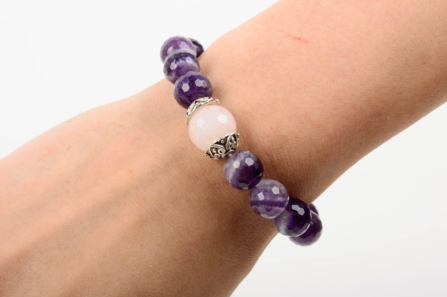 Bracelet pierres naturelles violet Bijou fait main Cadeau femme de créateur photo 2