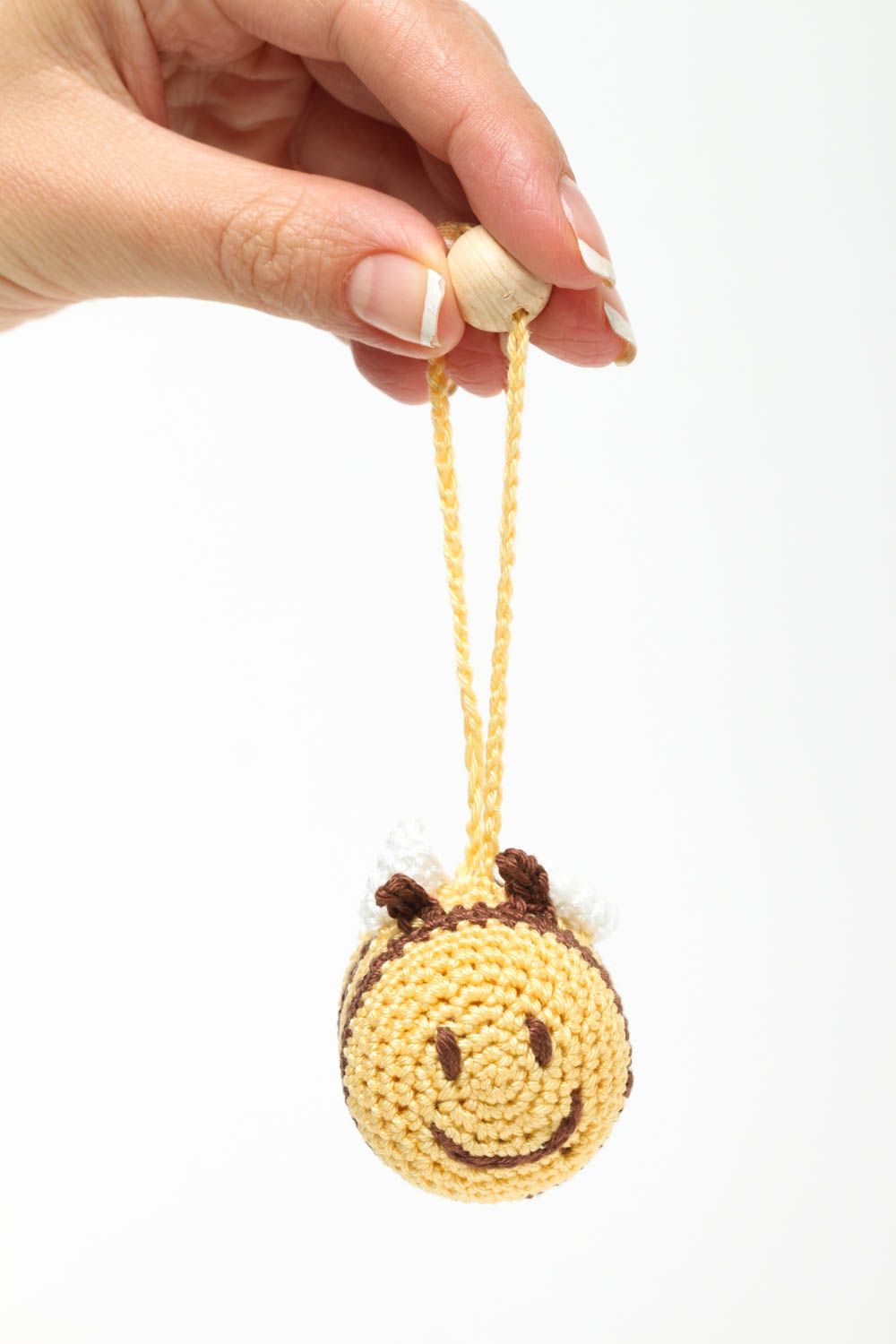 Jouet enfant fait main Hochet bébé Cadeau original abeille tricoté coton crochet photo 5