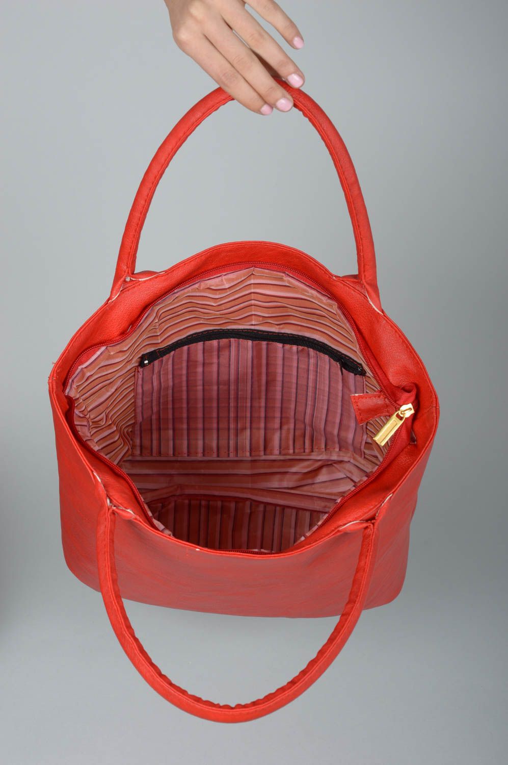 Tasche aus Kunstleder handgemachte Tasche rote Ledertasche ausgefallene Tasche foto 4